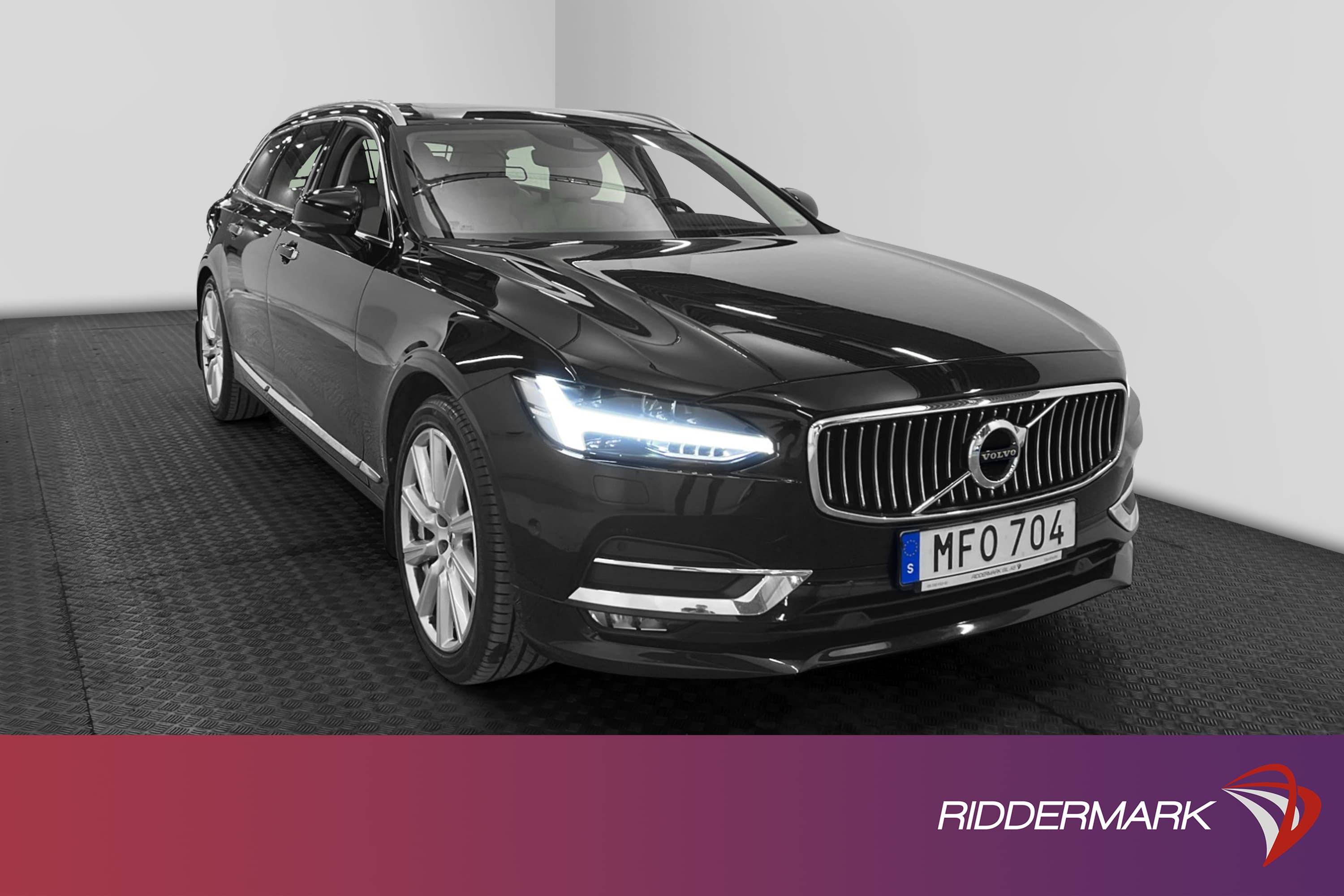 Volvo V90 T5 254hk