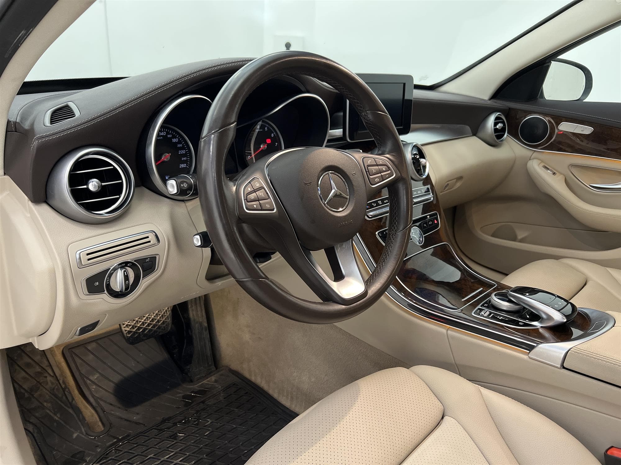 Mercedes-Benz C 200 7G-Tronic Plus 184hk AMG  0,56L/mil