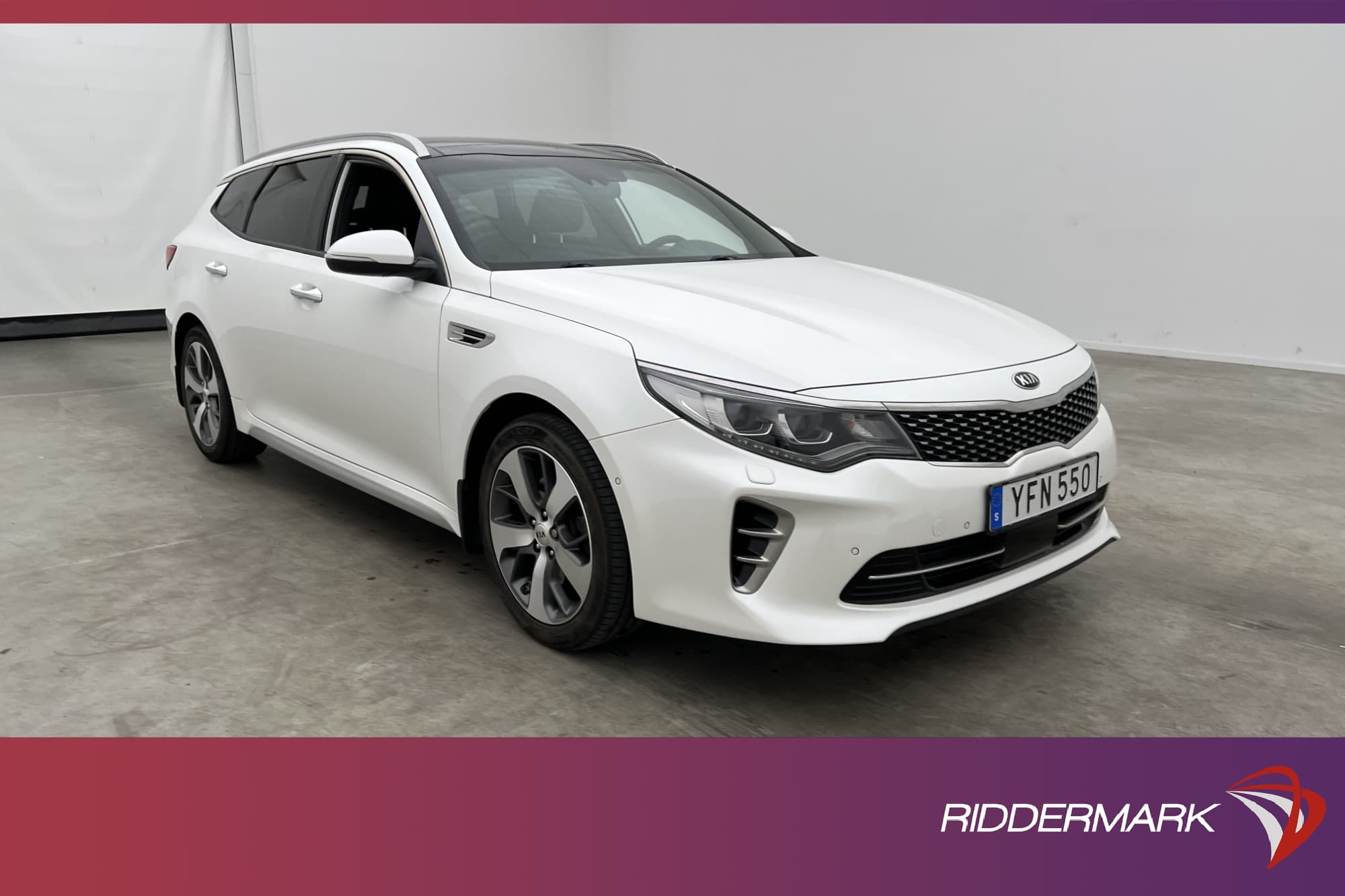 Kia Optima SW 1.7 141hk