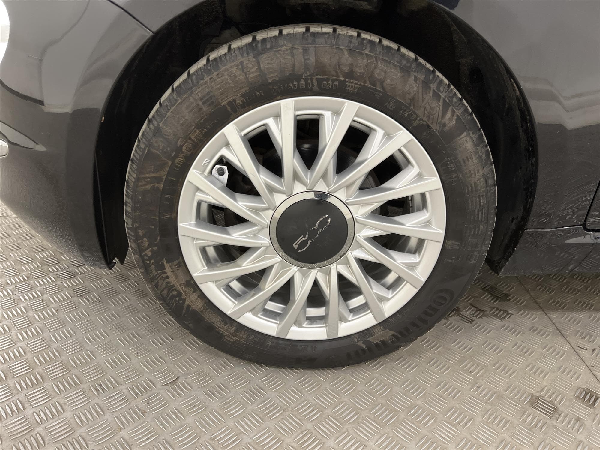 Fiat 500 1.2 69hk Lounge Taklucka Låg Skatt 0,49L/mil