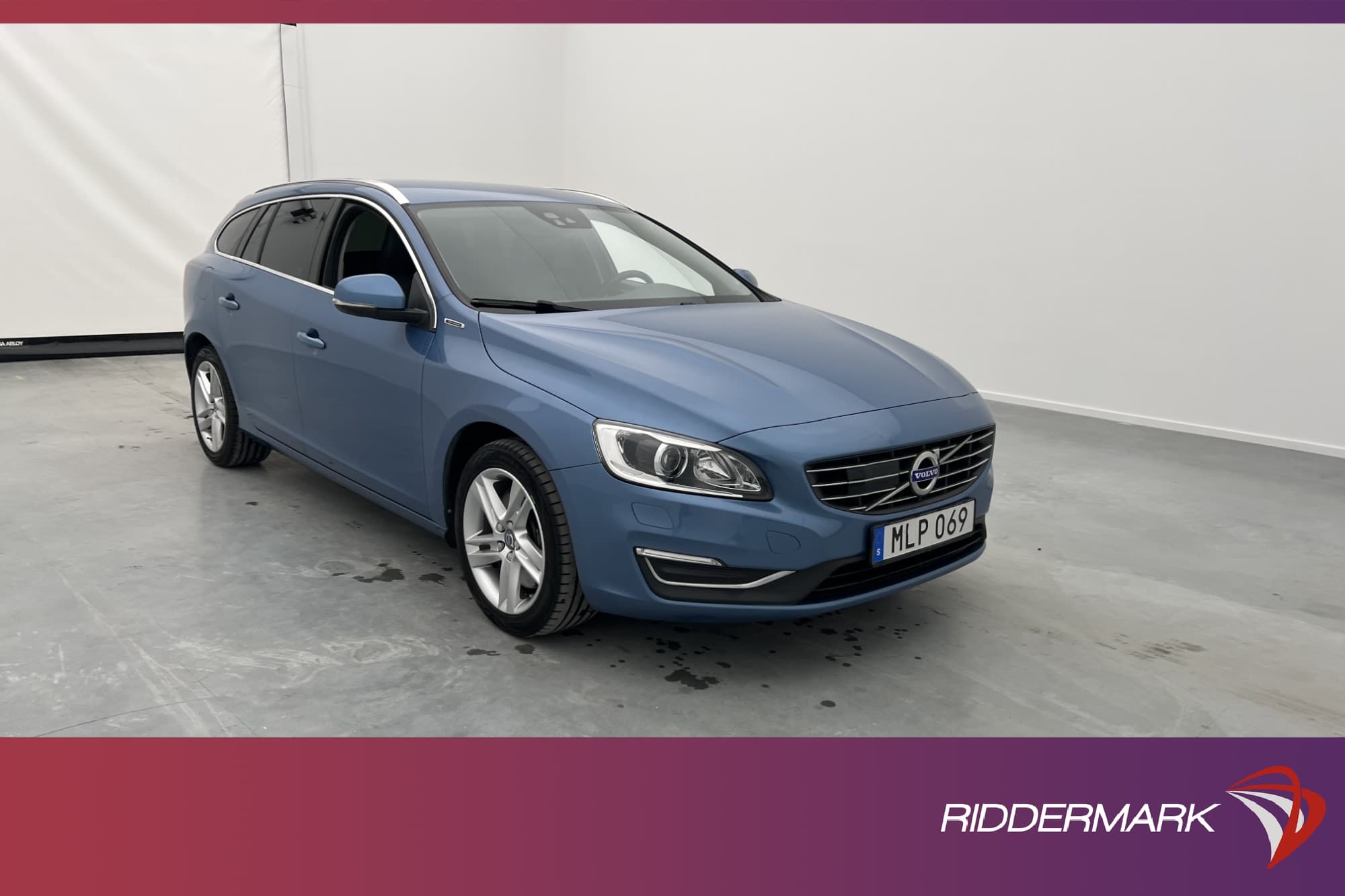 Volvo V60 Polestar D5 Plug-in AWD 288hk
