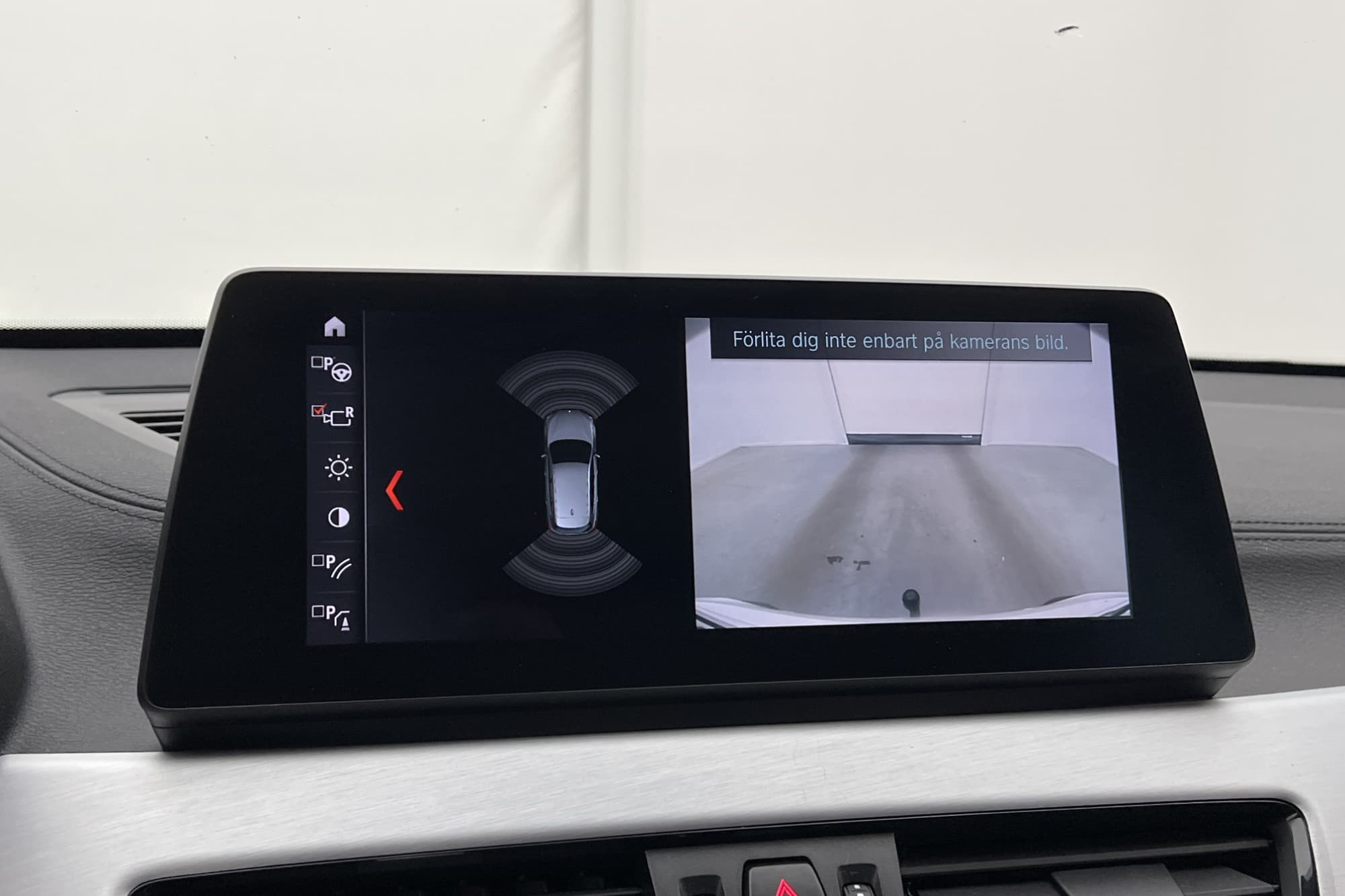 BMW X1 xDrive20d M Sport HUD HiFi Kamera Navi Ambient Drag