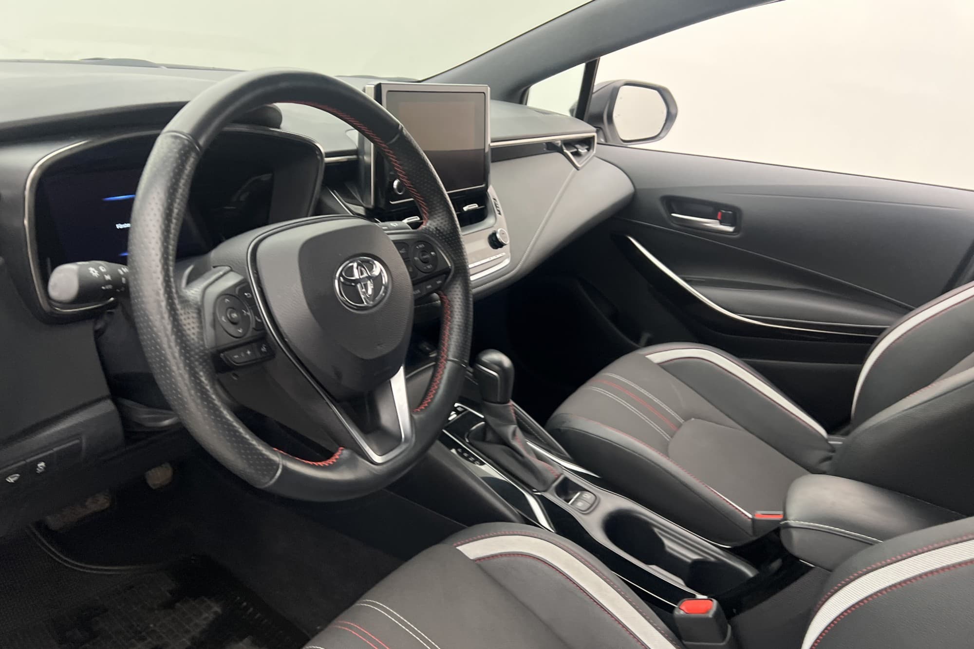 Toyota Corolla Hybrid 122hk GR Sport M&K-Värmare Kamera Navi
