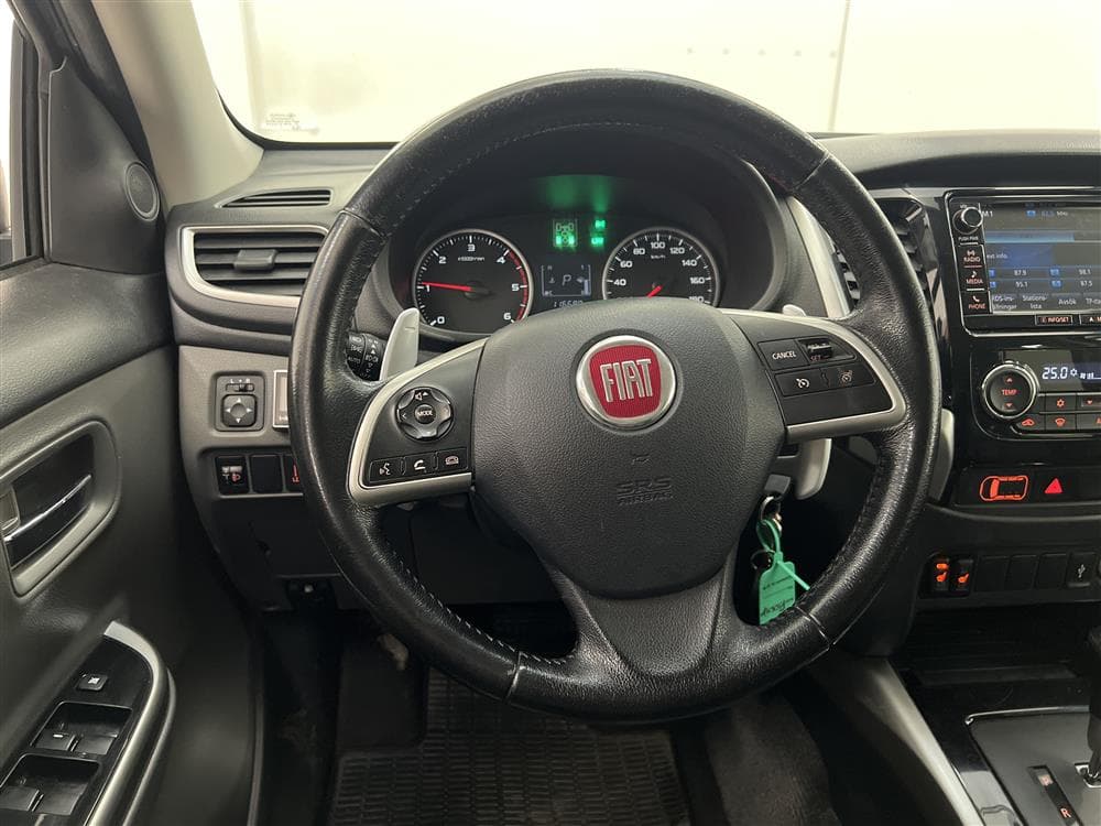 Fiat Fullback 2.4 Automat 181hk Hundkåpa Värmare Moms interiör