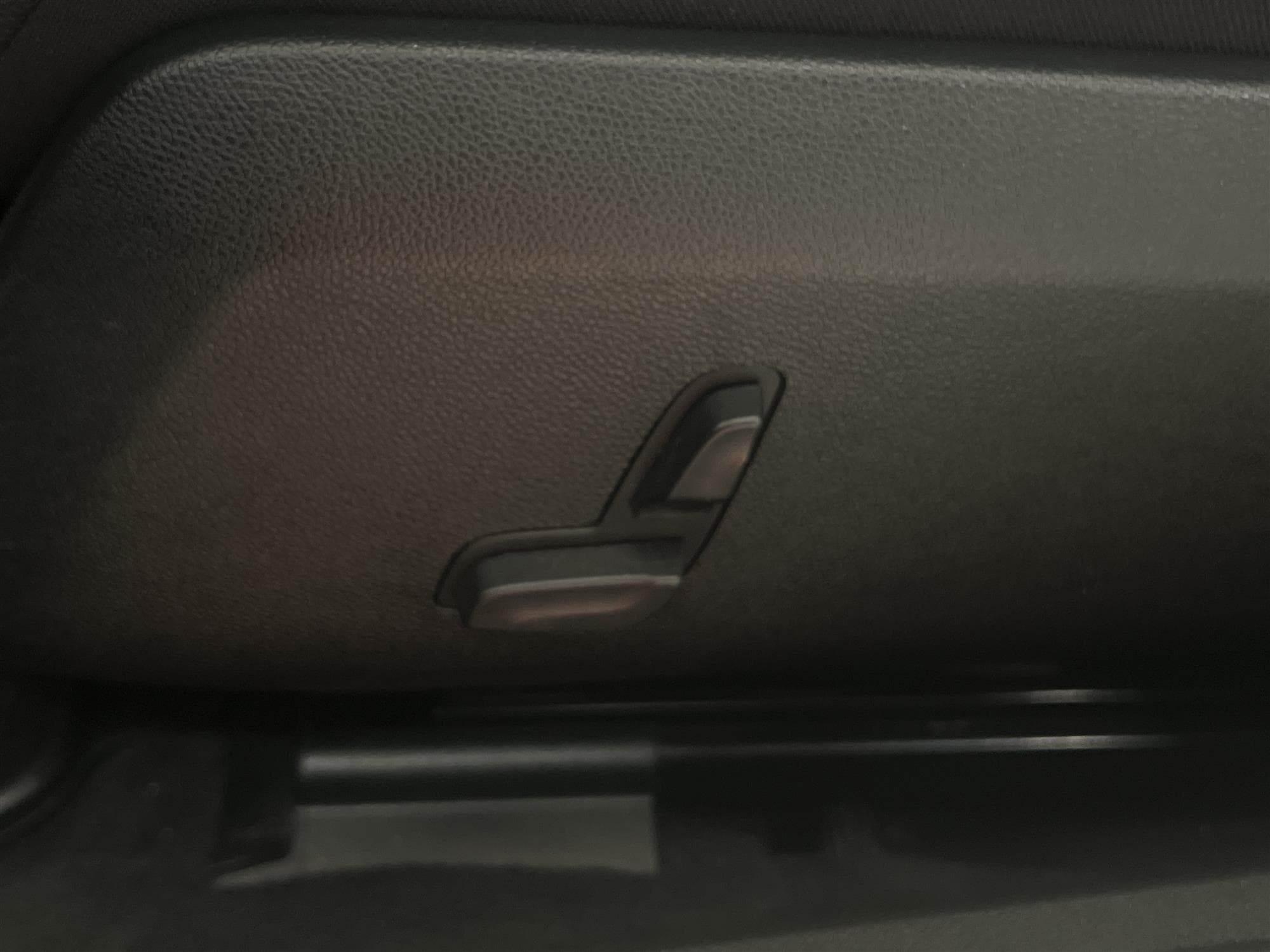 Mercedes-Benz E 220 4M 170hk AMG Harman/Kardon B-Kamera