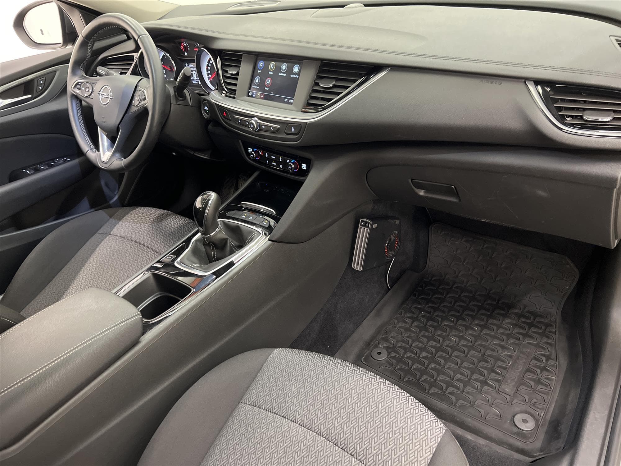 Opel Insignia Sports Tourer 1.6 110hk Carplay P-Sensorer