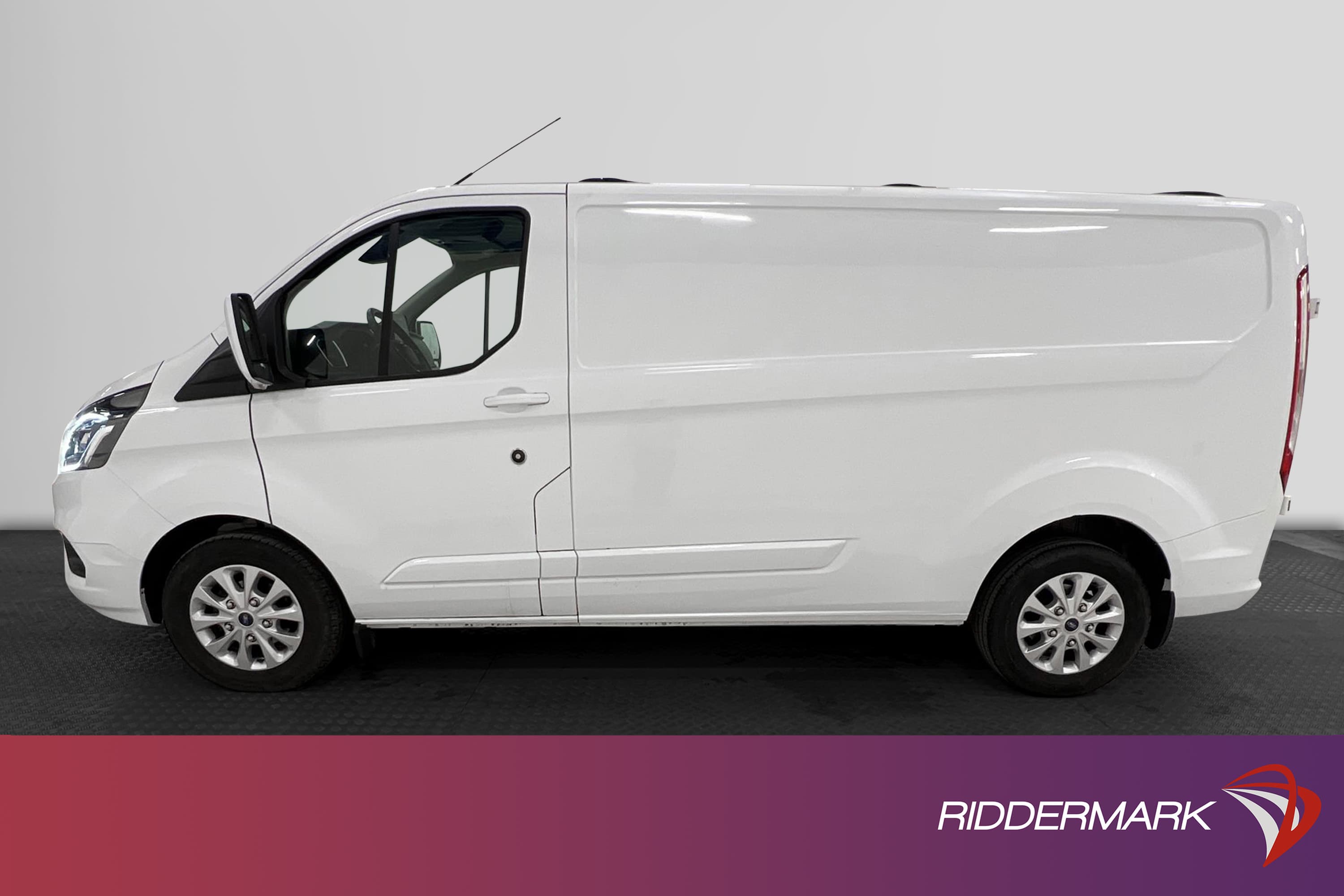 Ford Transit Custom L2 2.0 Automat Dragkrok Värmare Moms