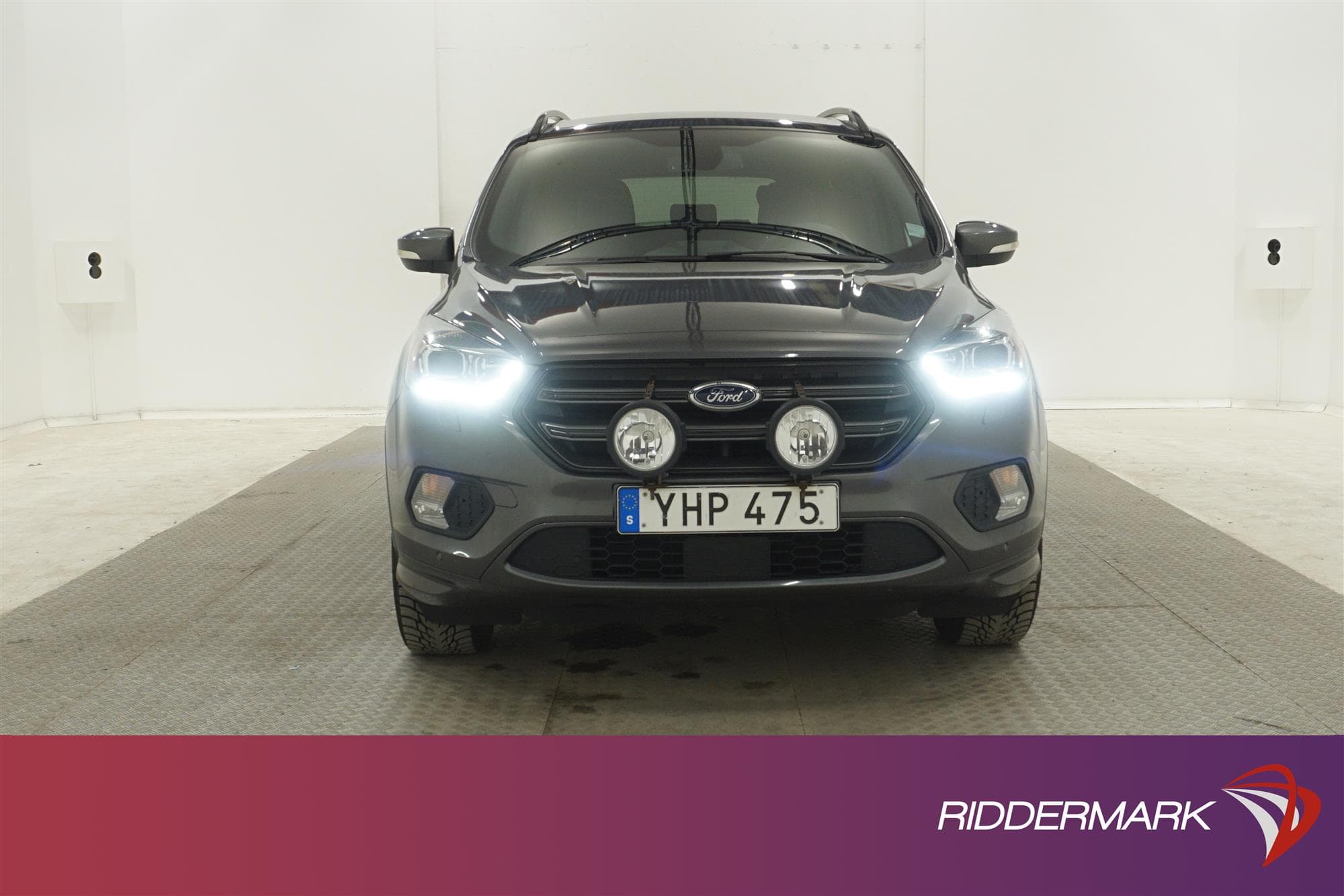 Ford Kuga 2.0 TDCi AWD 180hk 1 Brukare