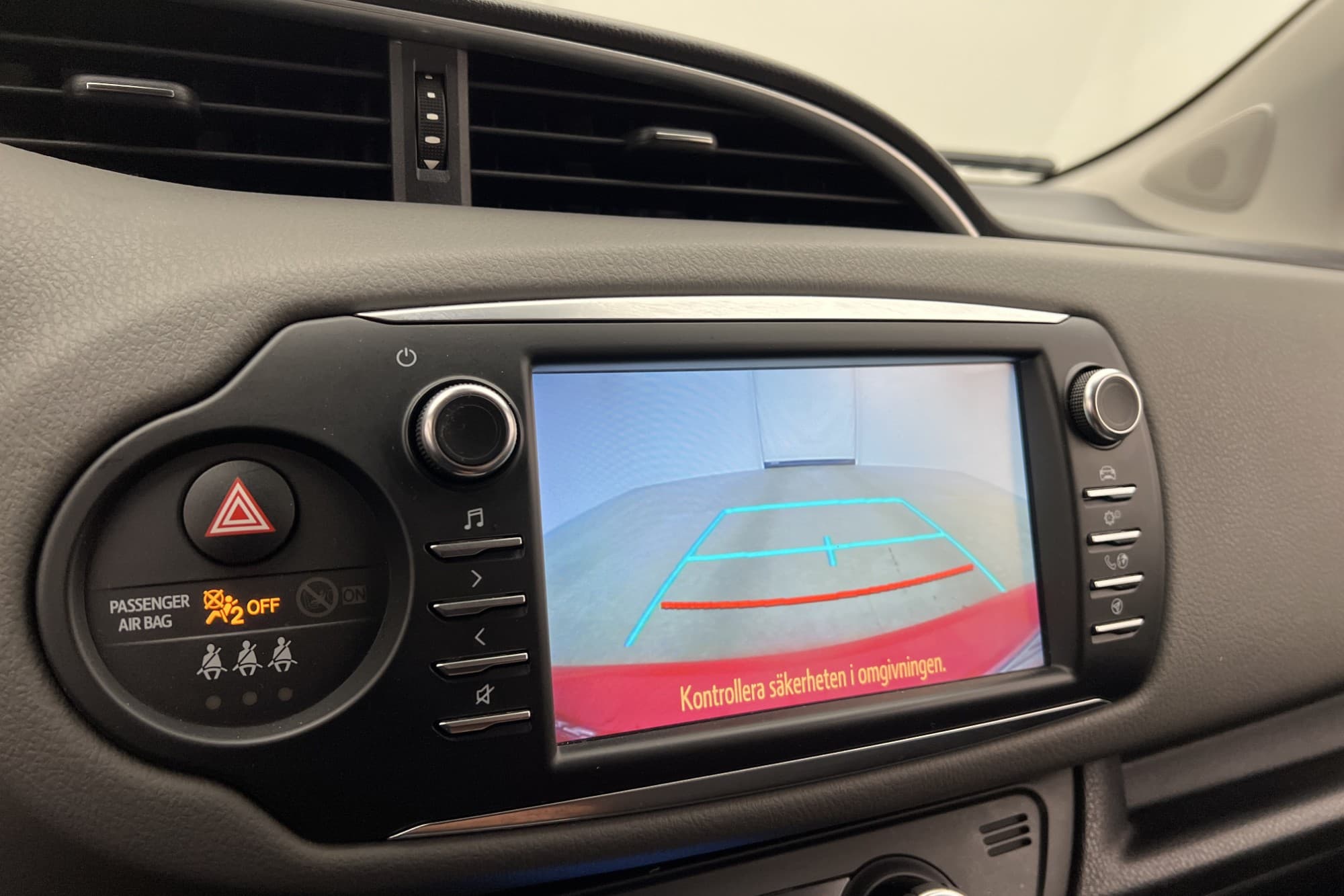 Toyota Yaris Hybrid e-CVT 101hk Active Backkamera Navi