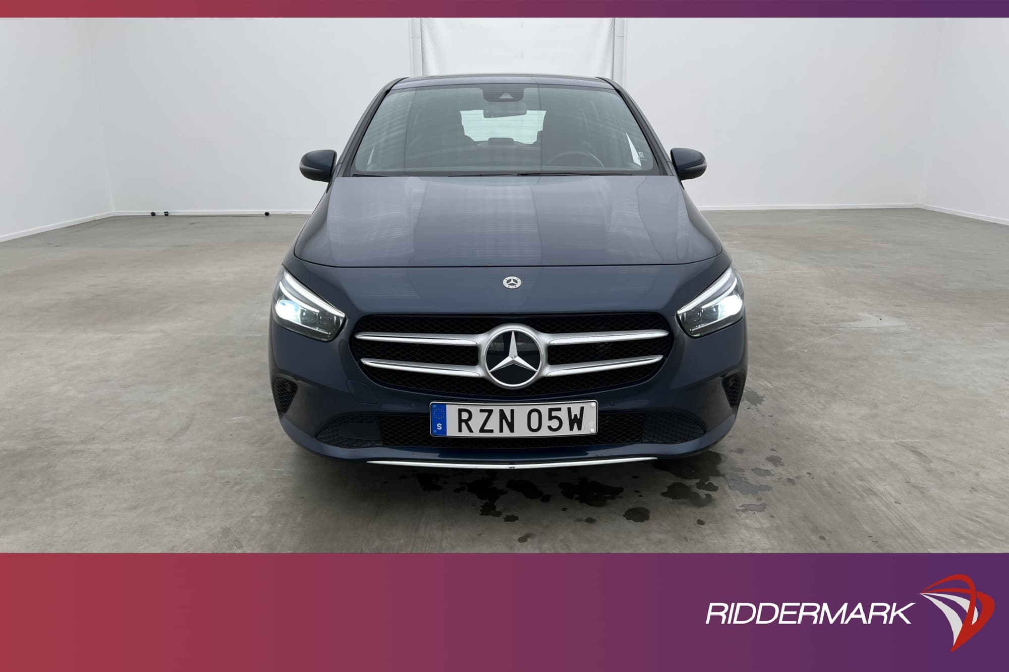 Mercedes-Benz B 220 4M 190hk