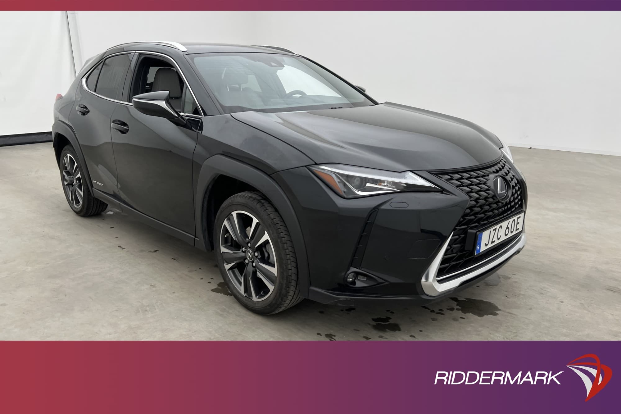 Lexus UX 250h 184hk