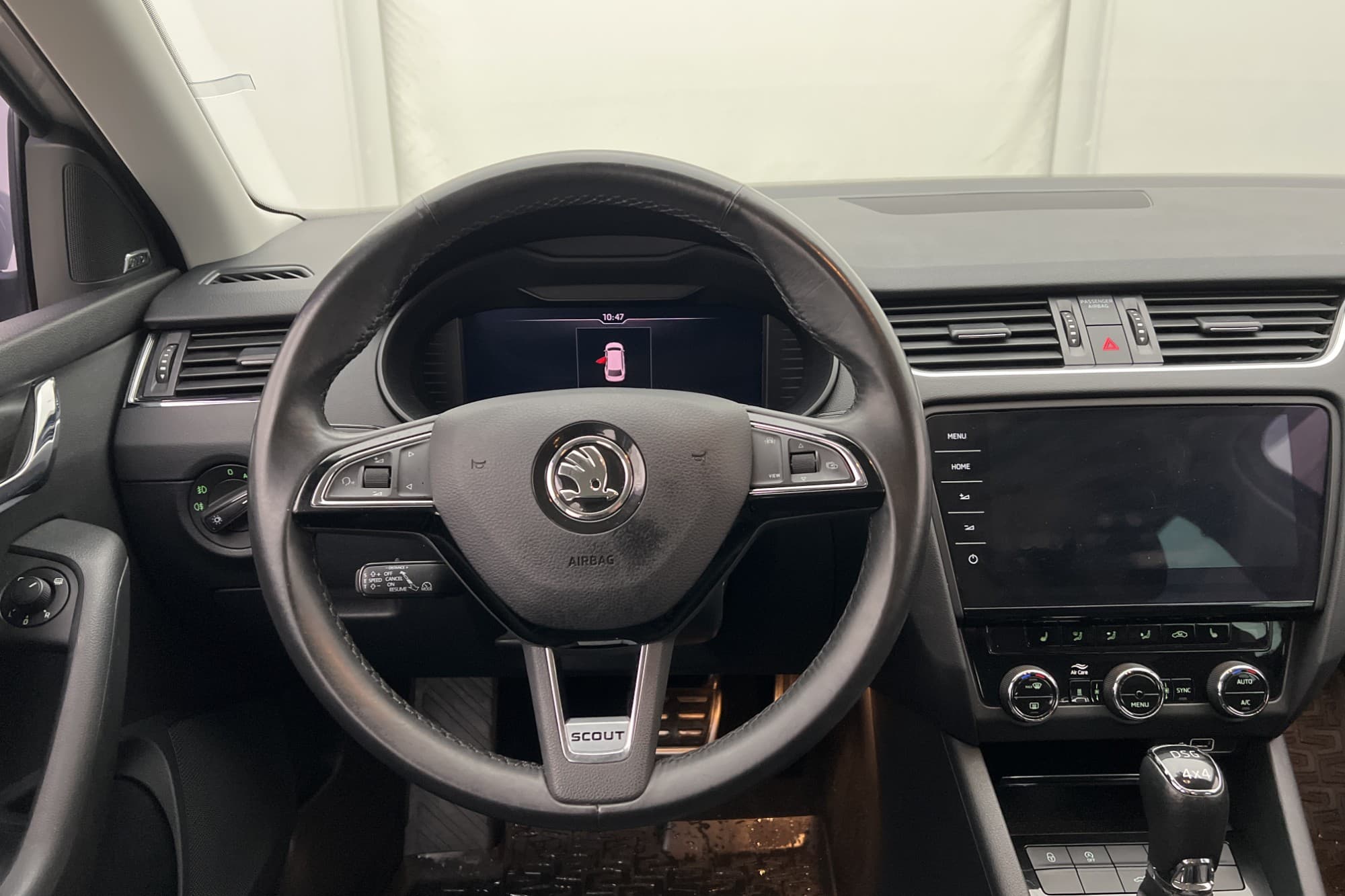 Skoda Octavia Scout TDI 4x4 Premium Värm Cockpit Kamera Drag