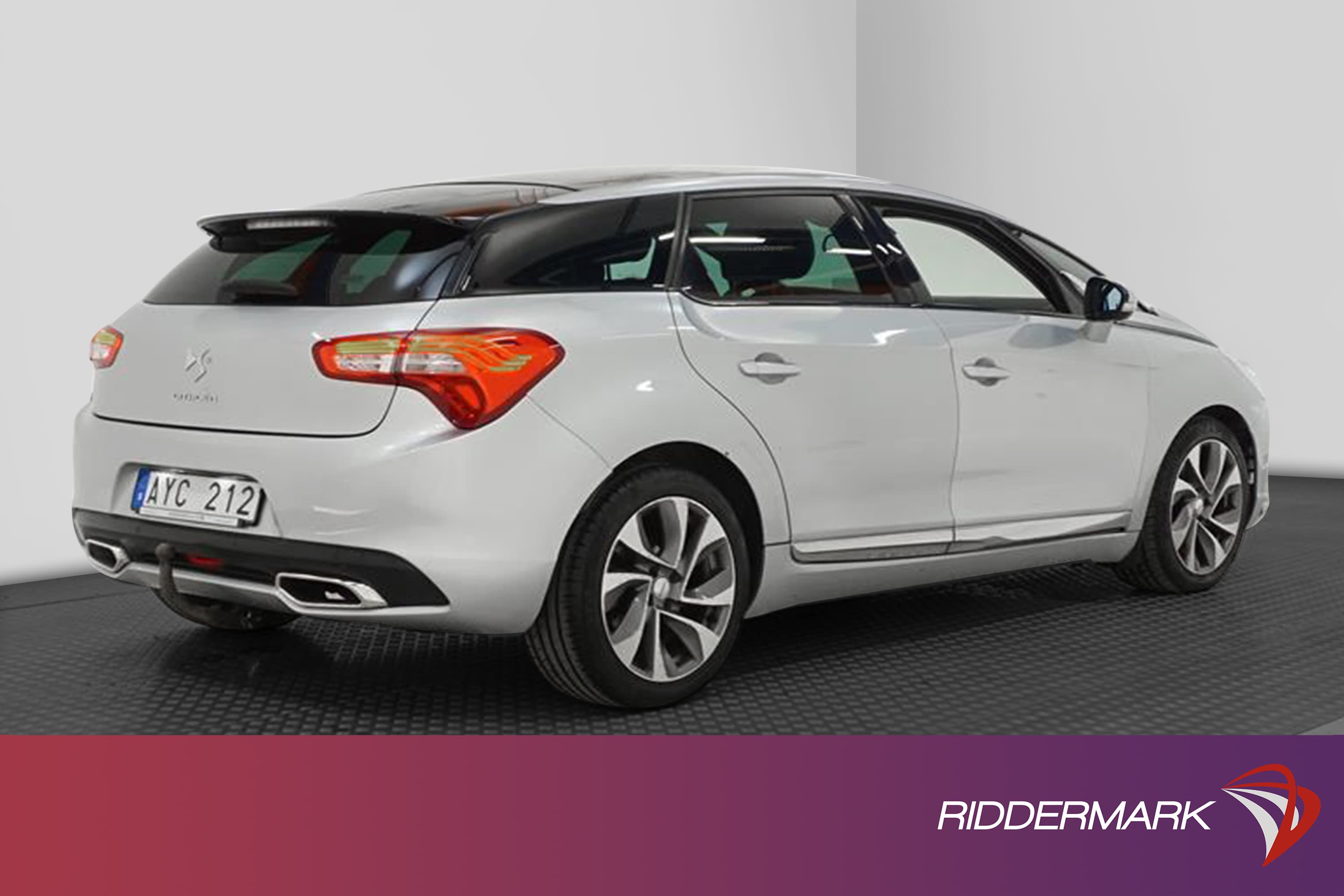 Citroën DS5 2.0 HDi 163hk Style Pano HUD Drag PDC 0,59l/milexteriör
