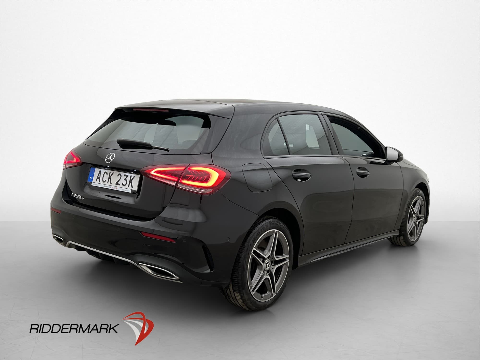 Mercedes-Benz A 250 e AMG Värmare Kamera Navi Farthållare