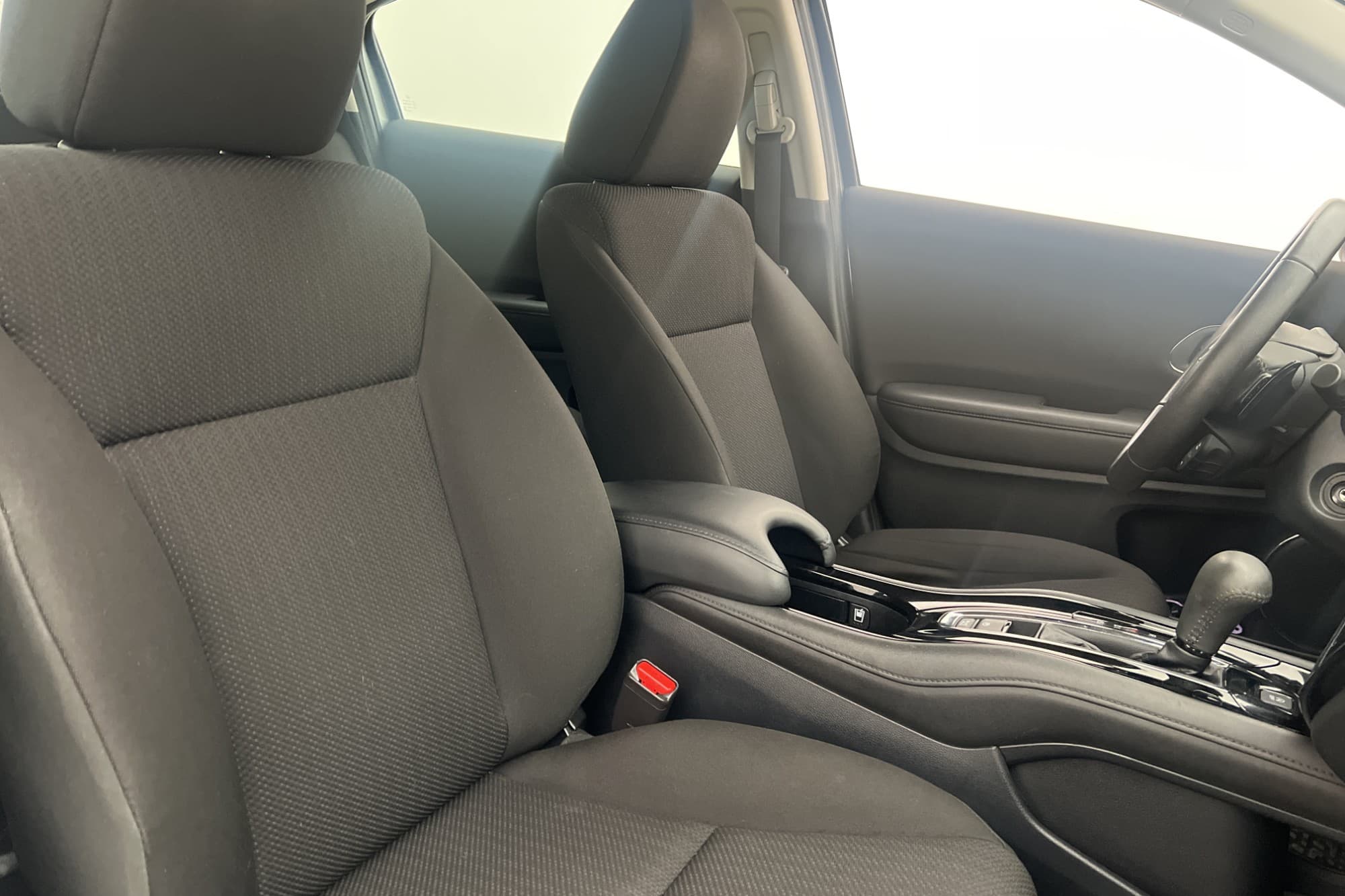 Honda HR-V 1.5 i-VTEC 131hk Bluetooth Fartbegränsare 