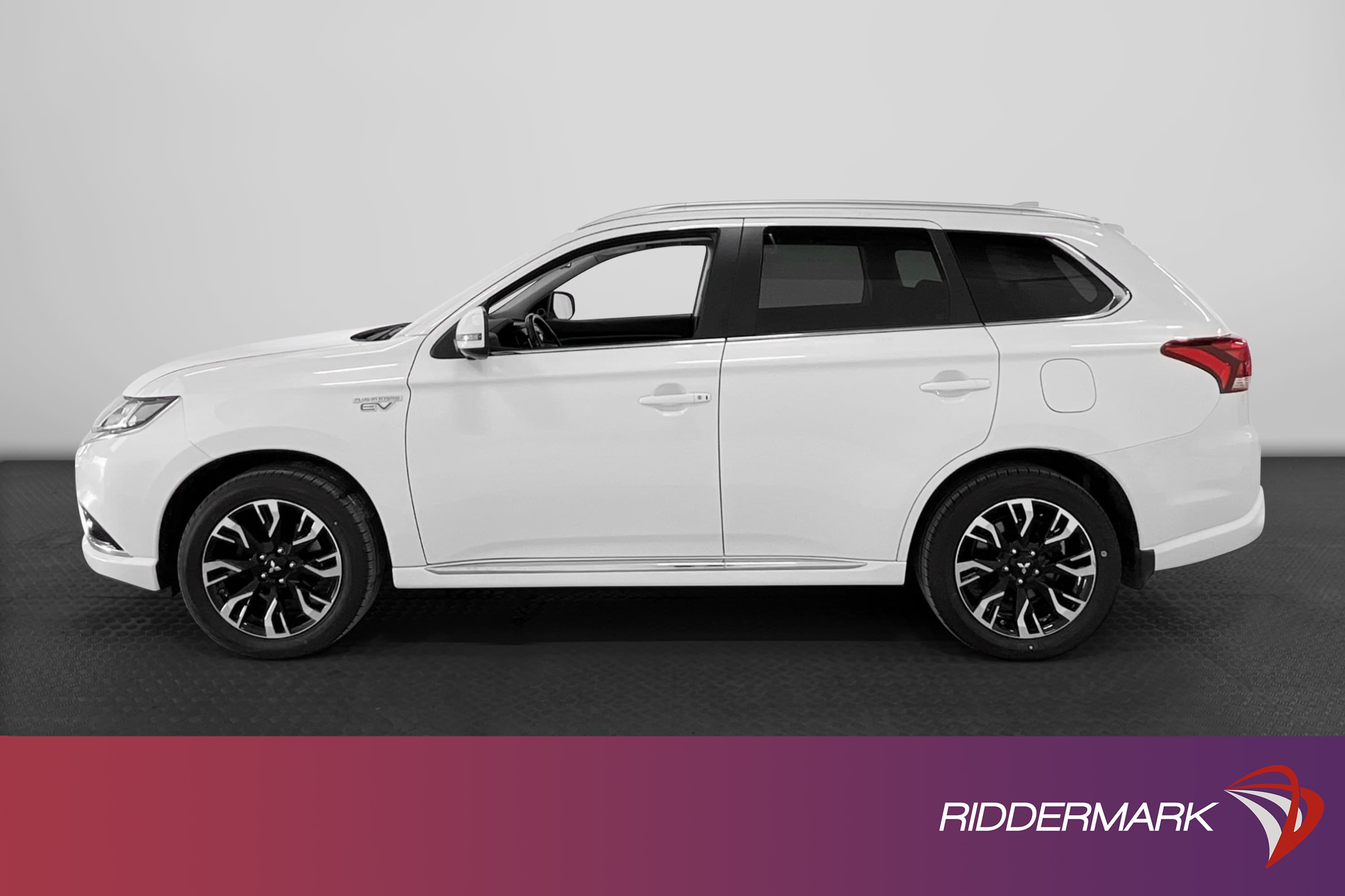 Mitsubishi Outlander PHEV 4WD 203hk