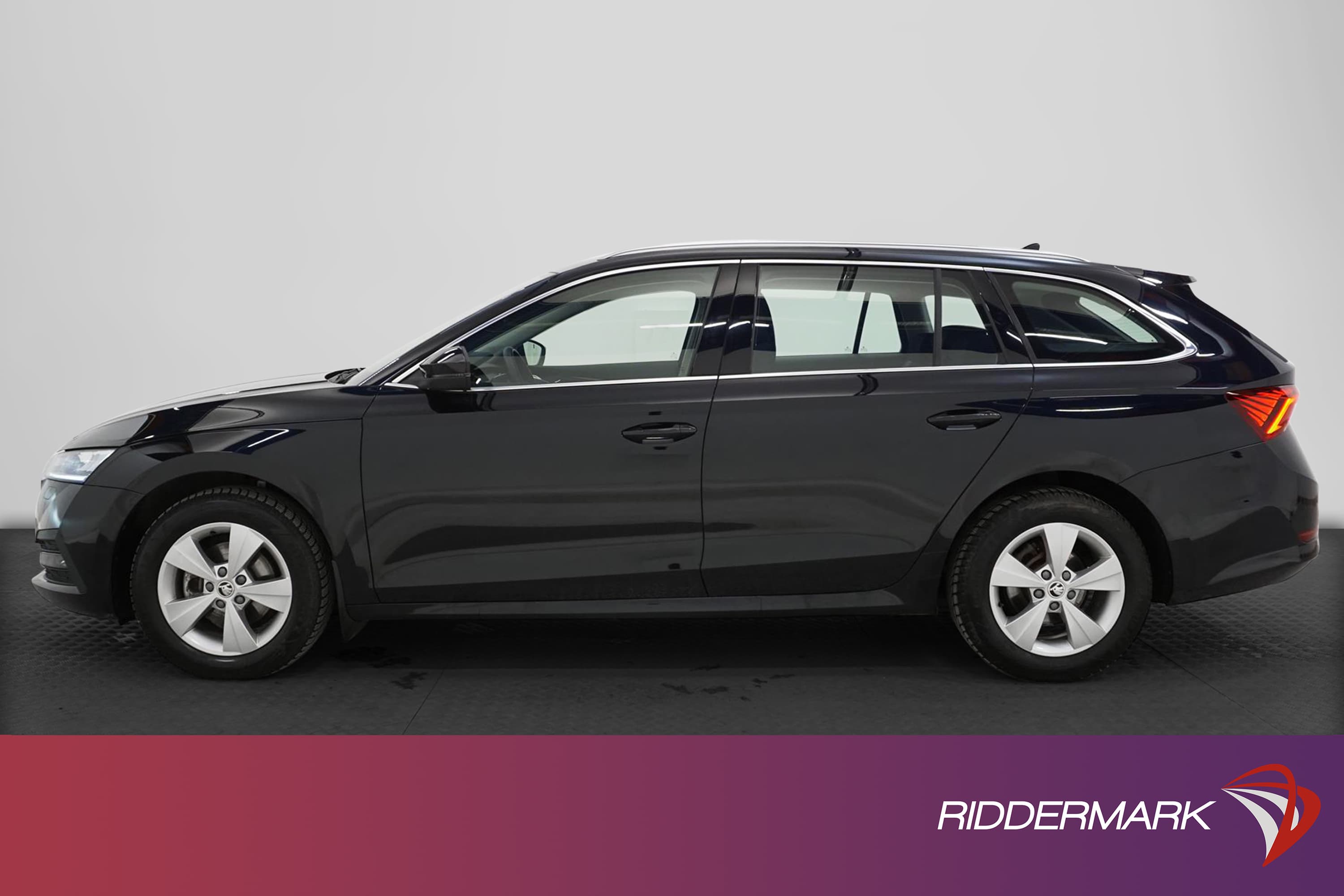 Skoda Octavia Kombi 1.0 TSI m-HEV 110hk Värmare Kamera Drag