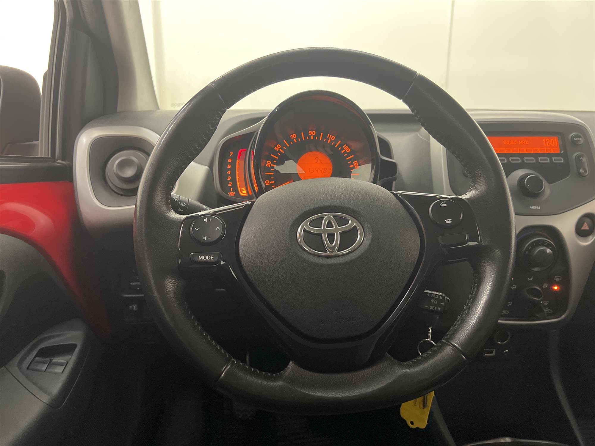 Toyota  Aygo 1.0 VVT-i 69hk Låg Skatt Nyservad 0,36L/mil