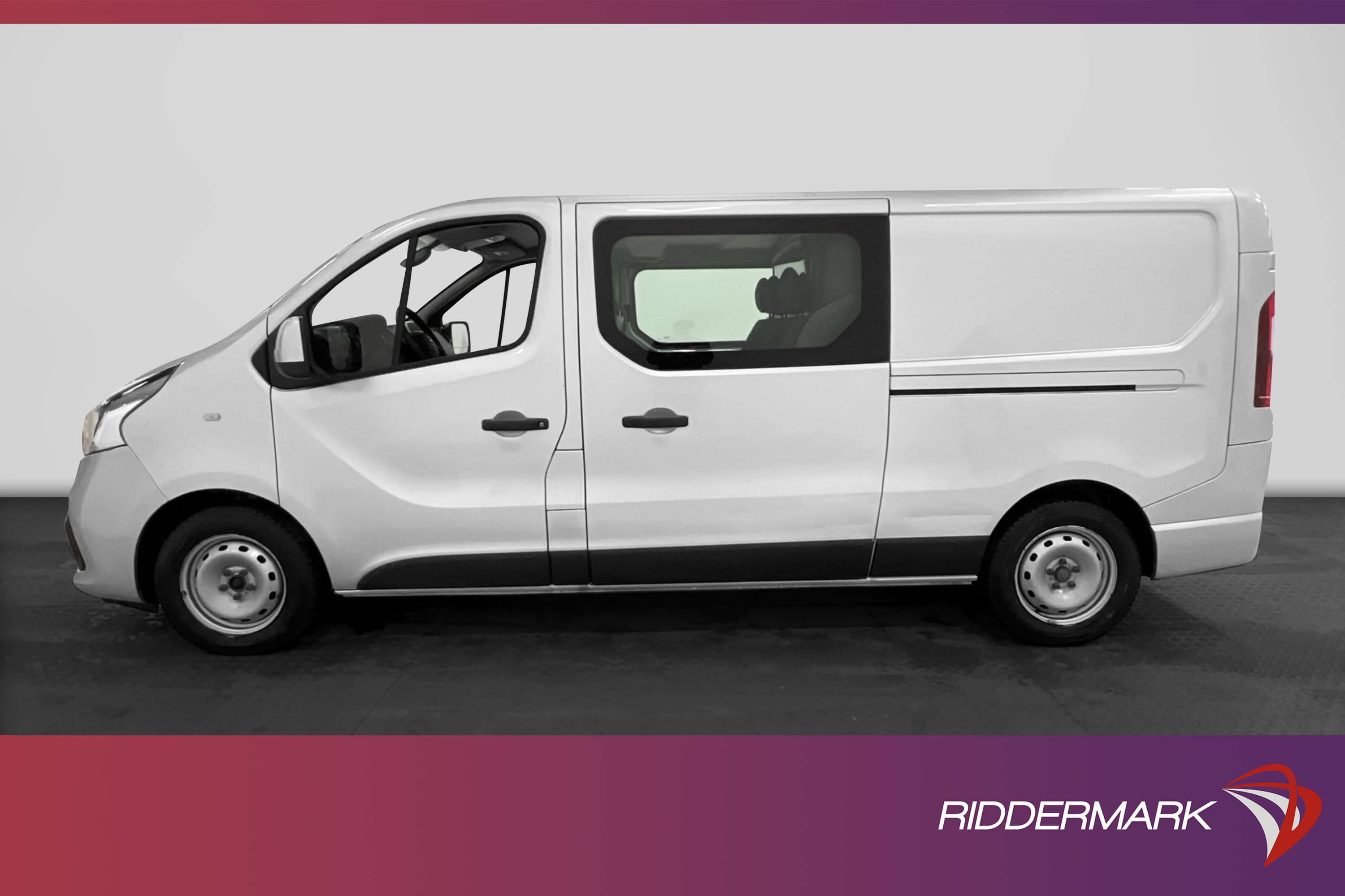 Nissan NV300