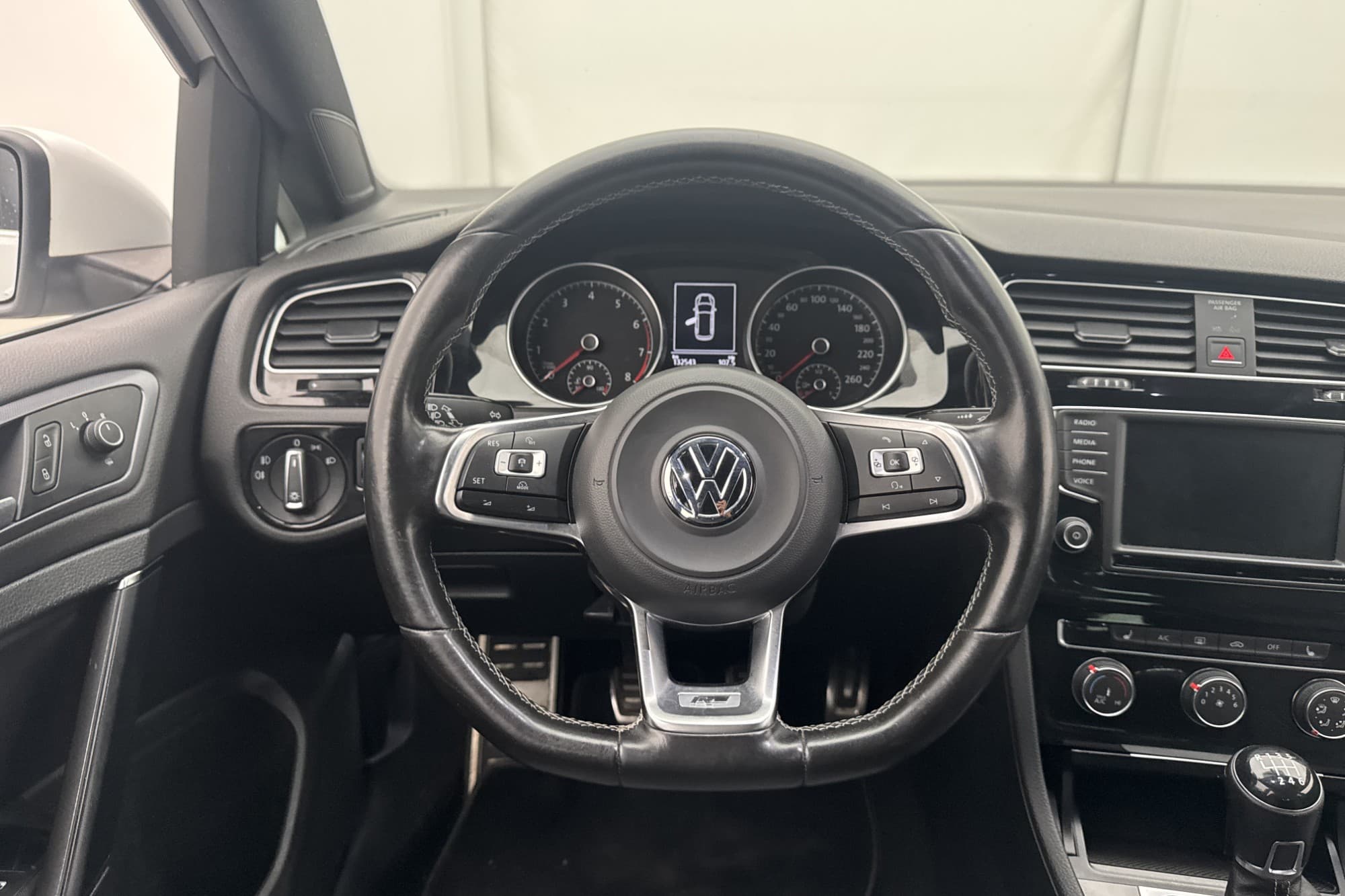 Volkswagen Golf Sportscombi 1.4 TSI 150hk R-Line CarPlay