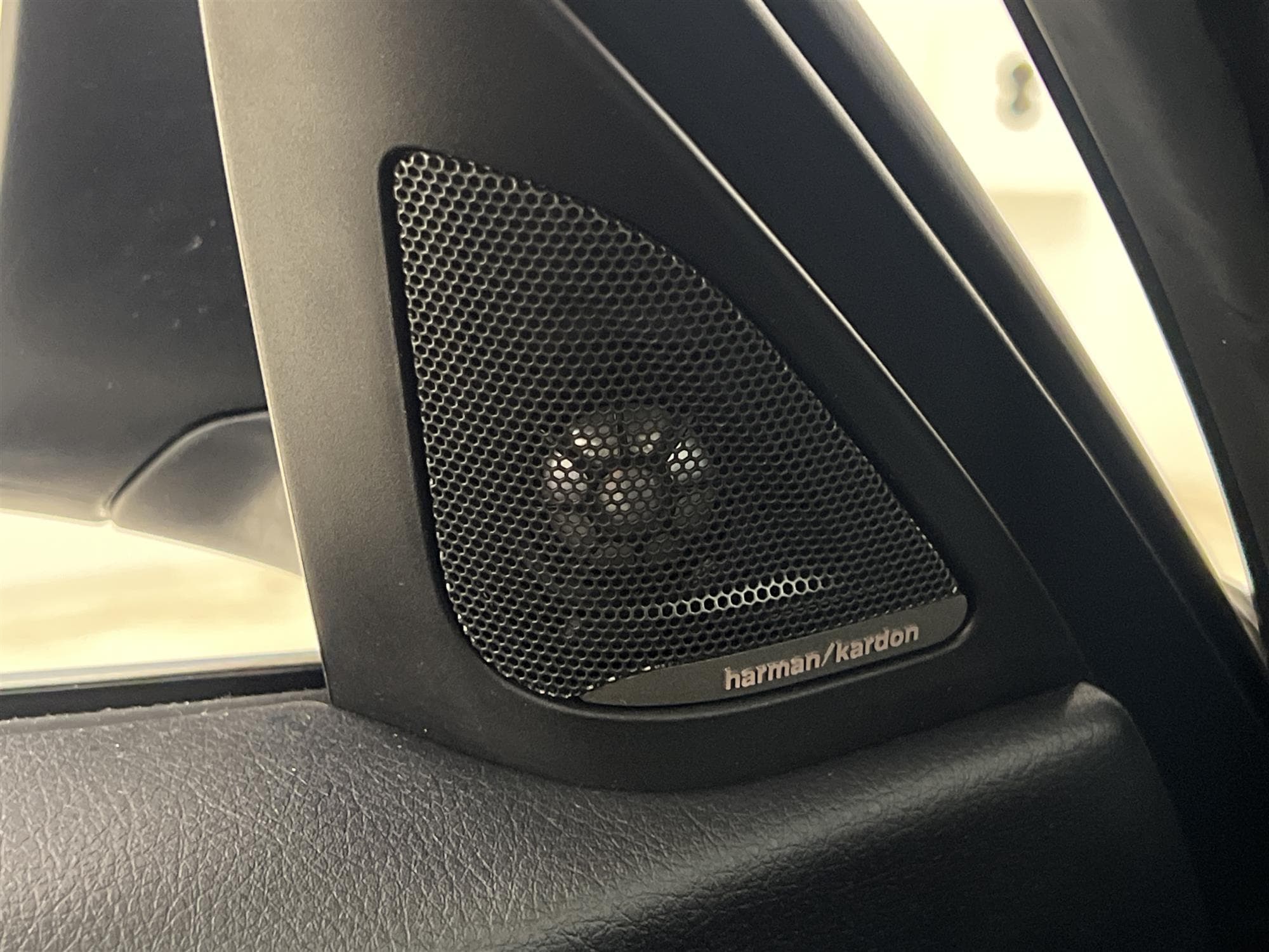 BMW 328i xDrive 245hk Pano M-Värm H/K Navi B-Kam Skinn PDC