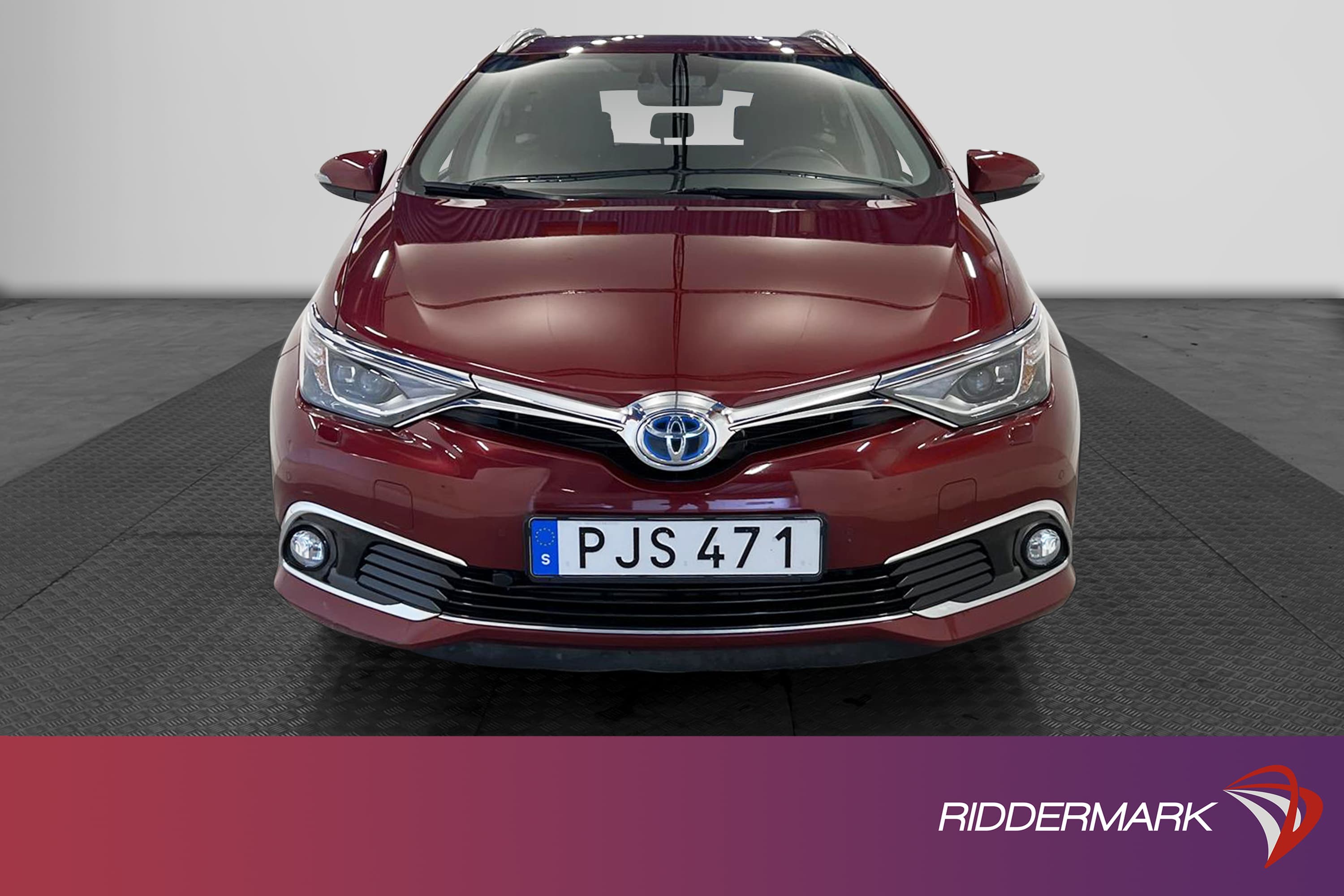 Toyota Auris TS Hybrid e-CVT 136hk 2 Brukare M&K-Värm B-Kam