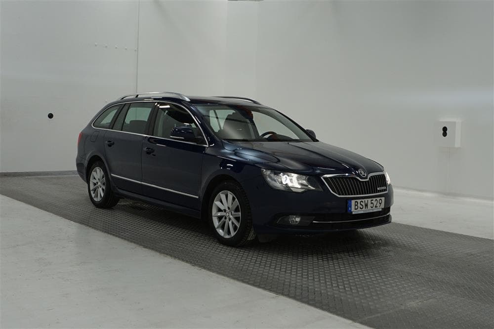 Skoda Superb 1.6 TDI 105hk