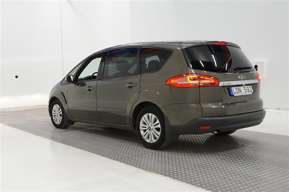 Ford S-MAX 2.0 TDCi 115hk 7 Sits Ny Kamrem 0,49L/mil exteriör