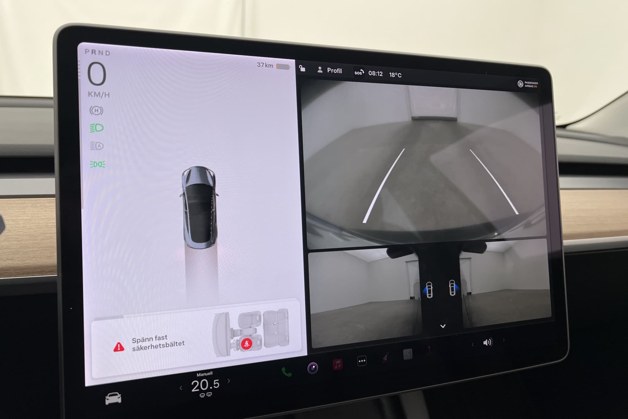 Tesla Model 3 Long Range AWD Autopilot Svensksåld MOMS