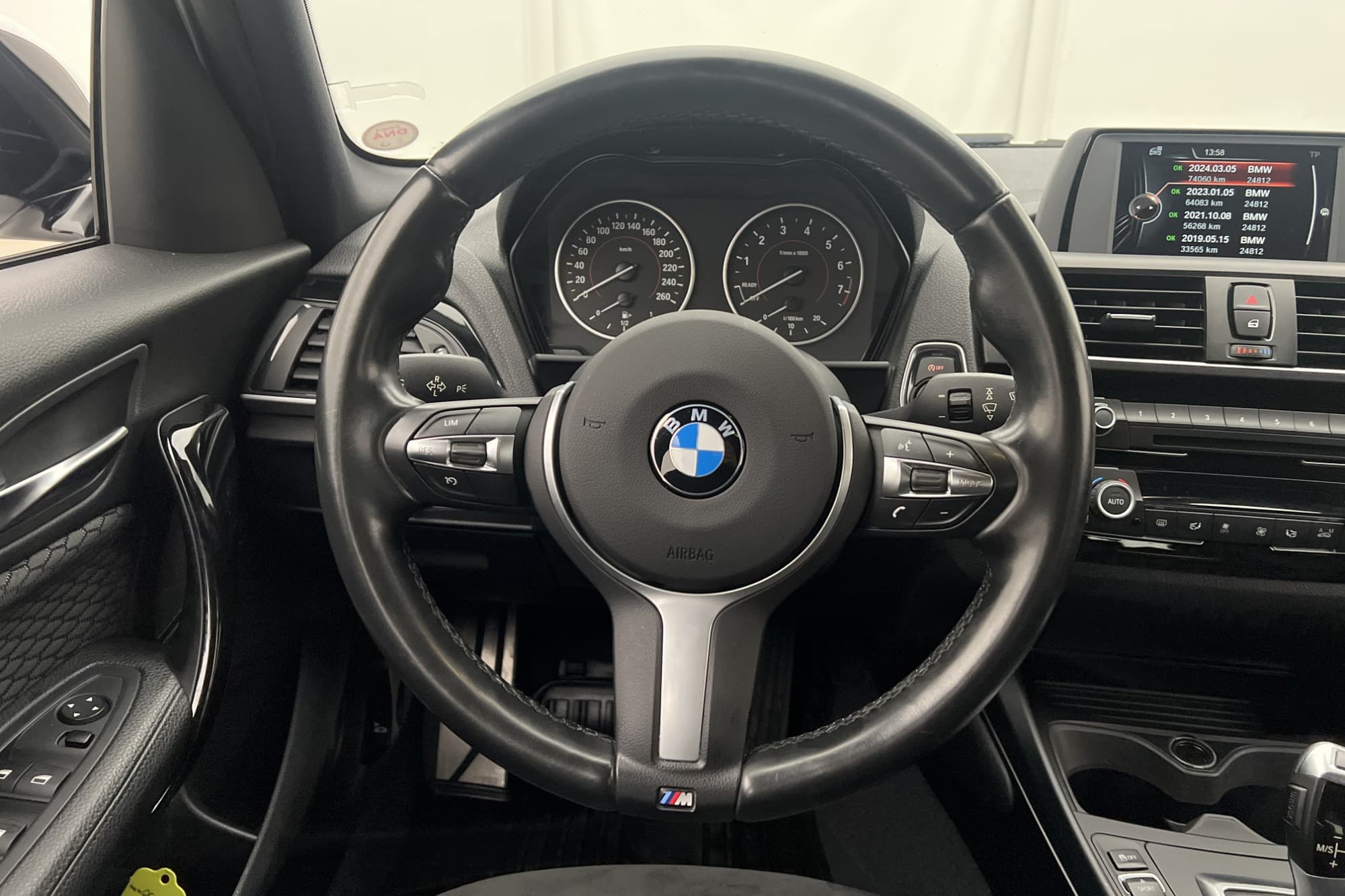 BMW 118 i 136hk M Sport Alcantara Sensorer Keyless Låg-Skatt