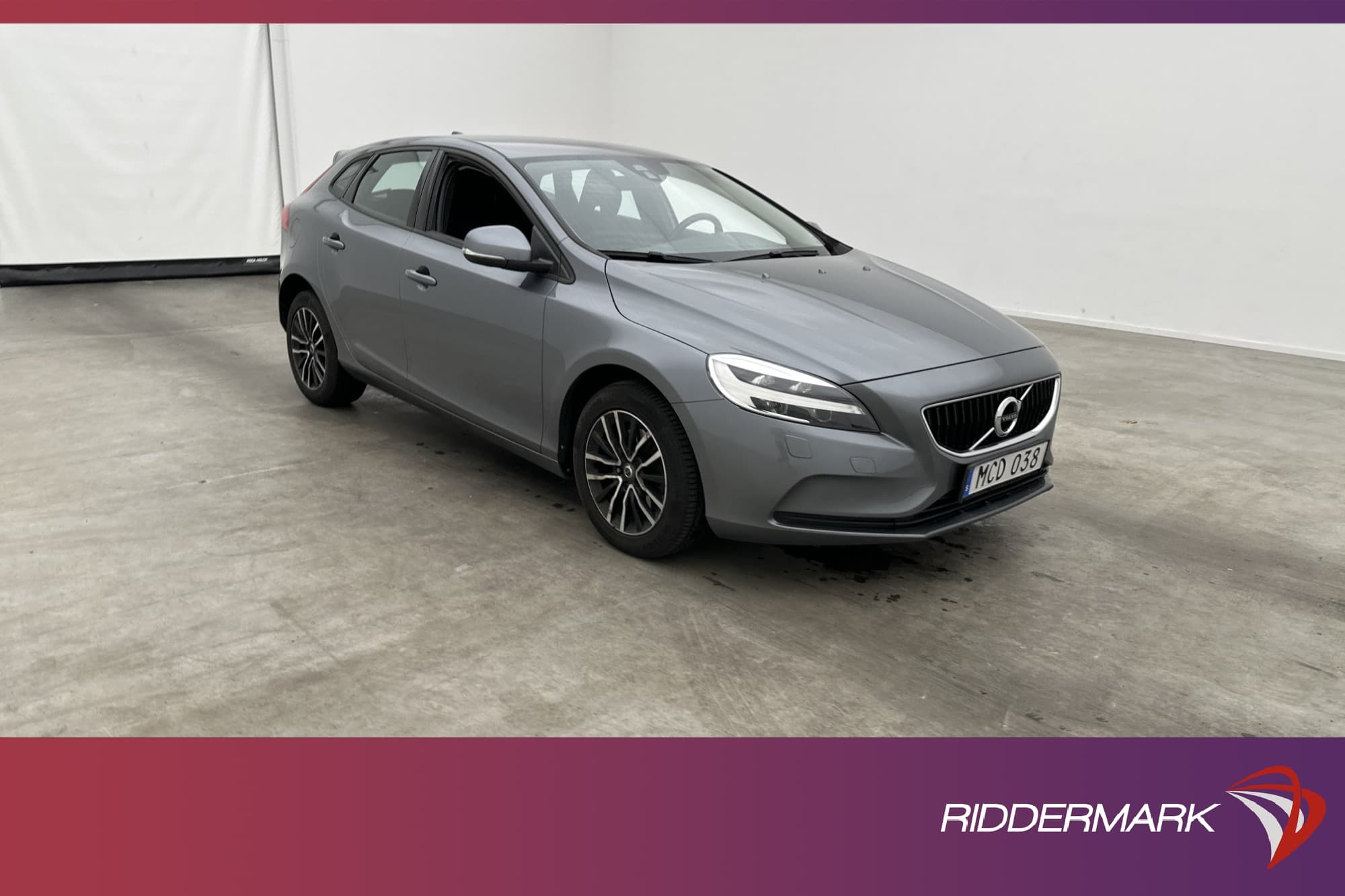 Volvo V40 D3 150hk Momentum VOC D-Värmare Sensorer