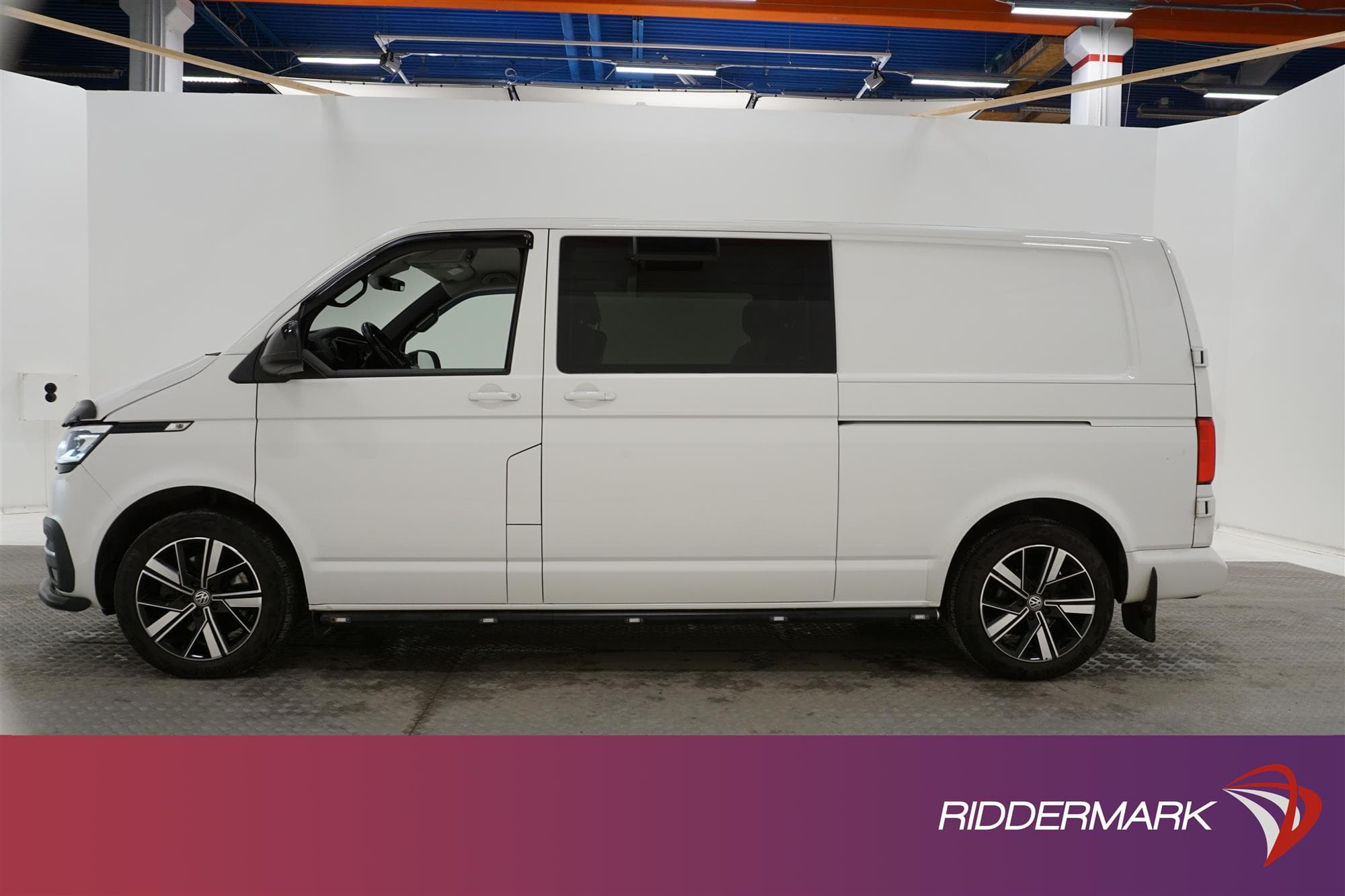 Volkswagen Transporter Kombi Aut 4Motion 199hk Värmare Moms
