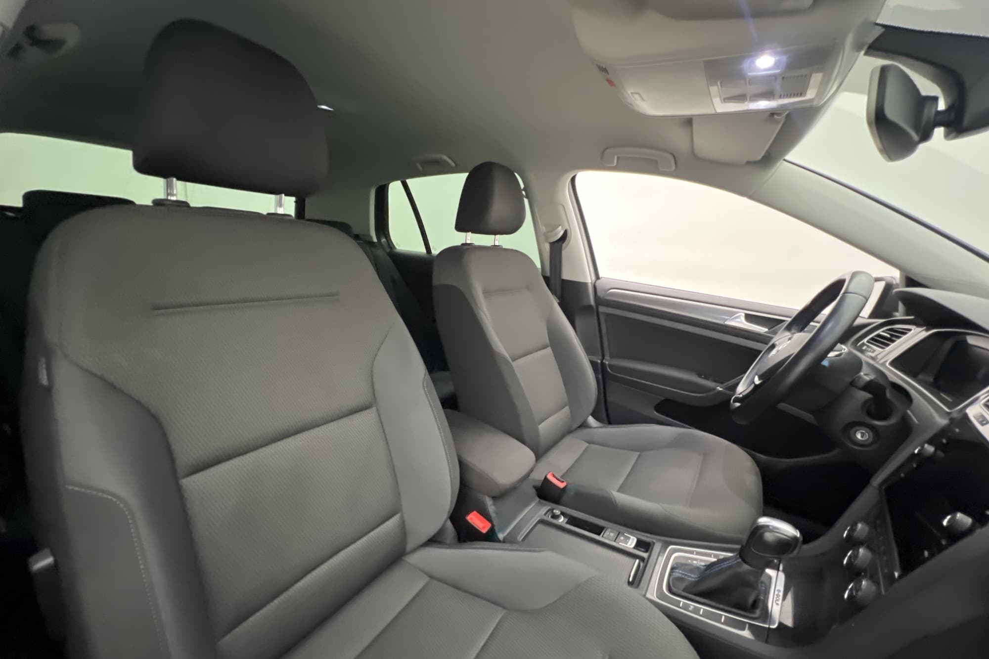 Volkswagen E-Golf 136hk Plus Cockpit Värmepump Navi CarPlay