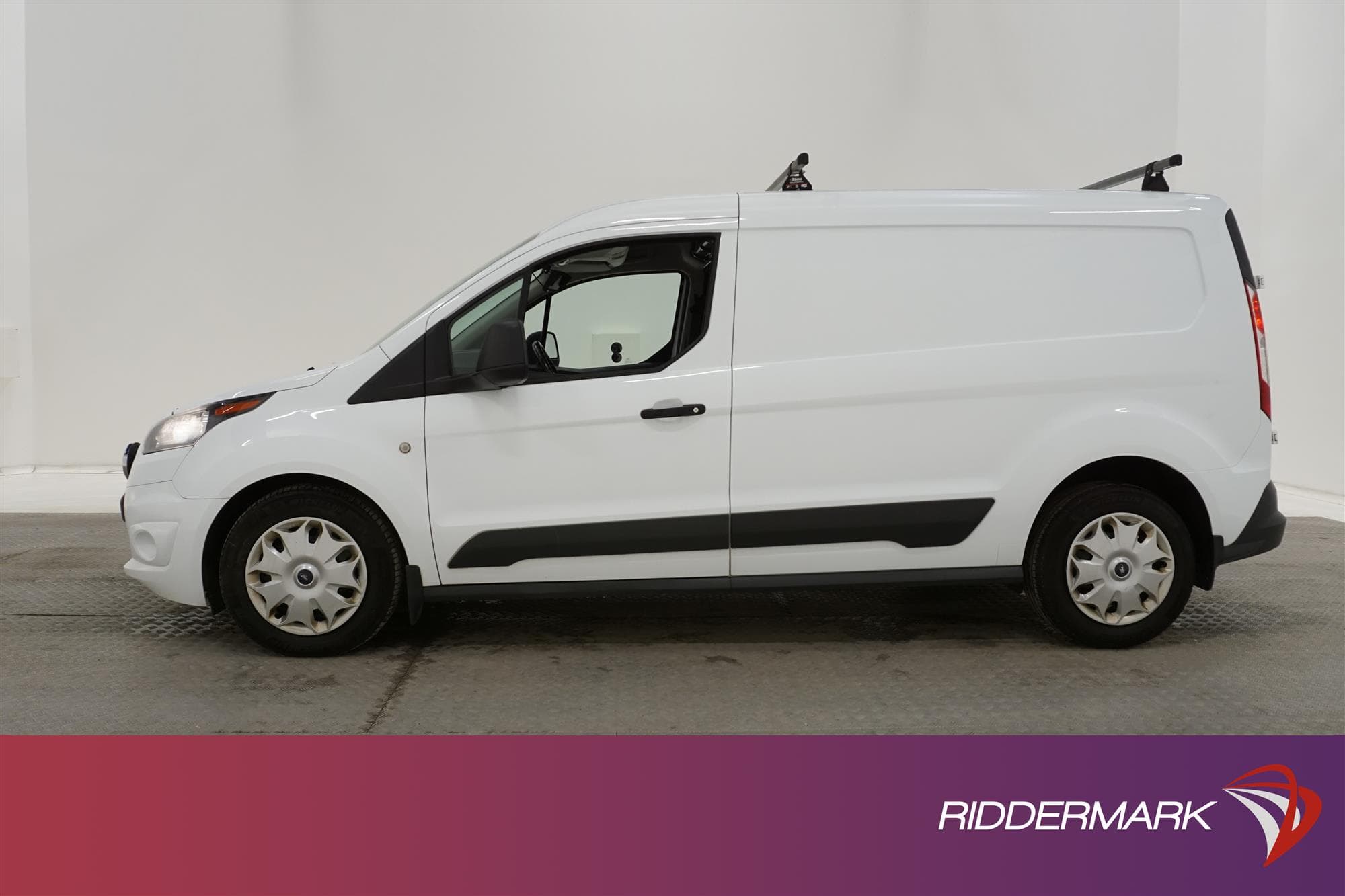 Ford Transit Connect Automat 120hk LWB Drag Värmare Moms