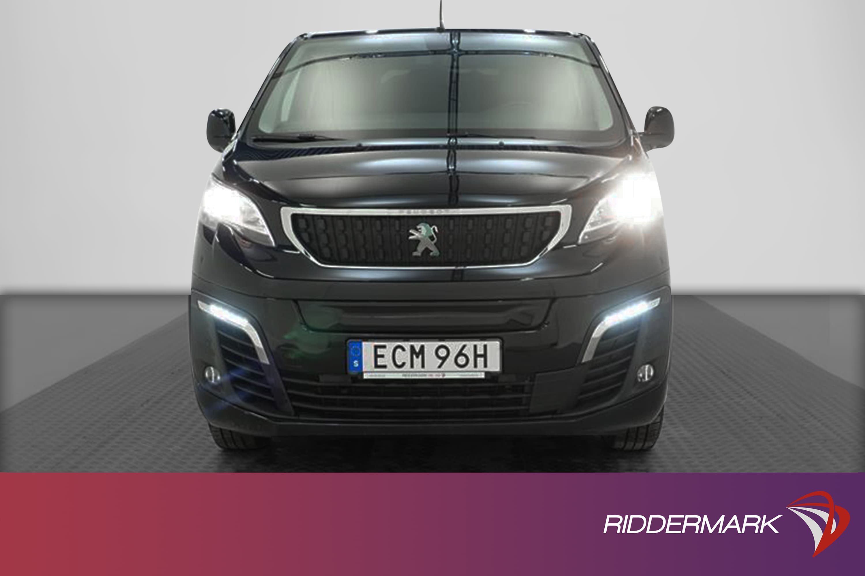 Peugeot e-Expert Automat 75kWh Navi kamera Pro+ Moms