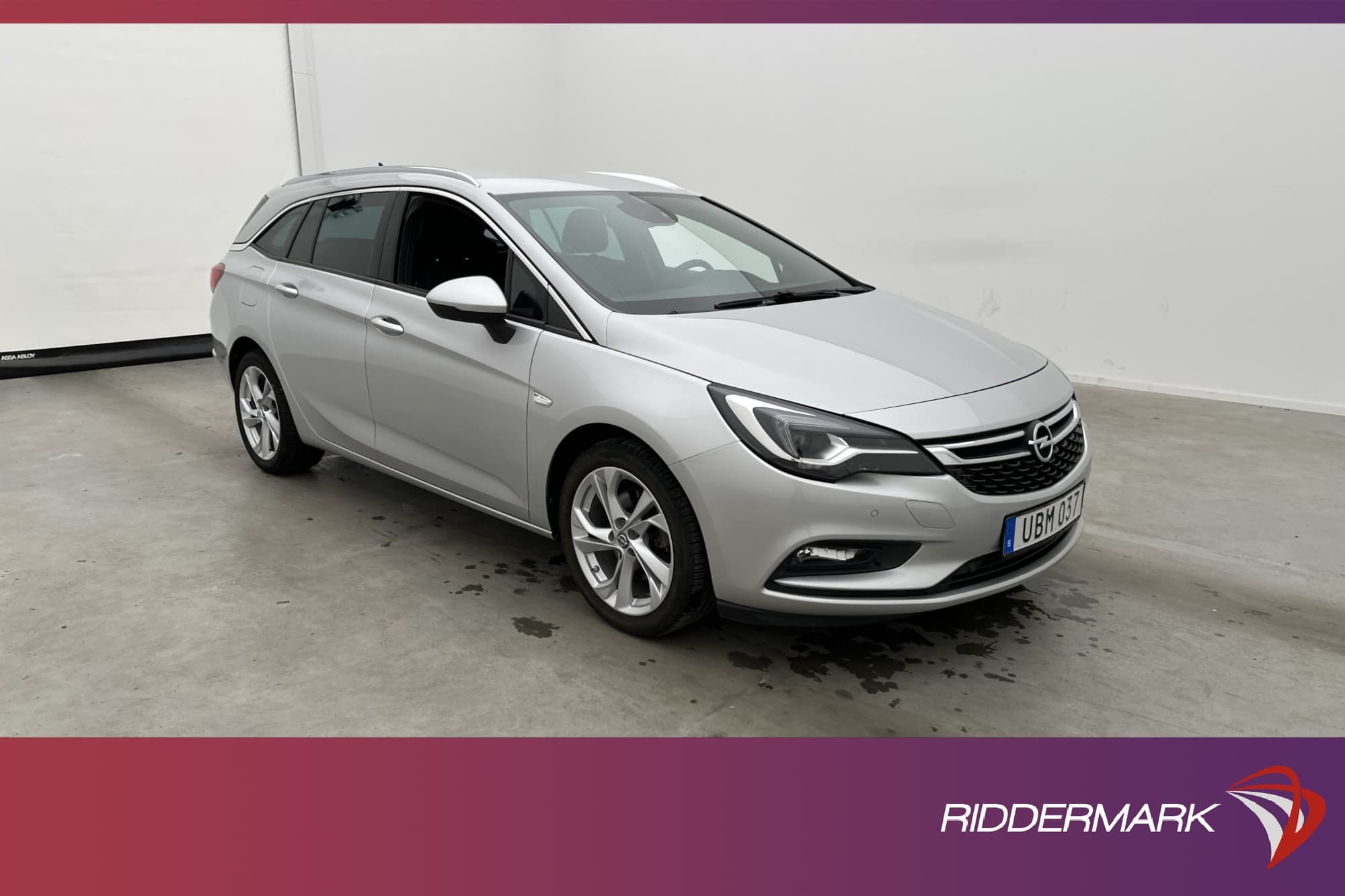Opel Astra Sports Tourer 200hk