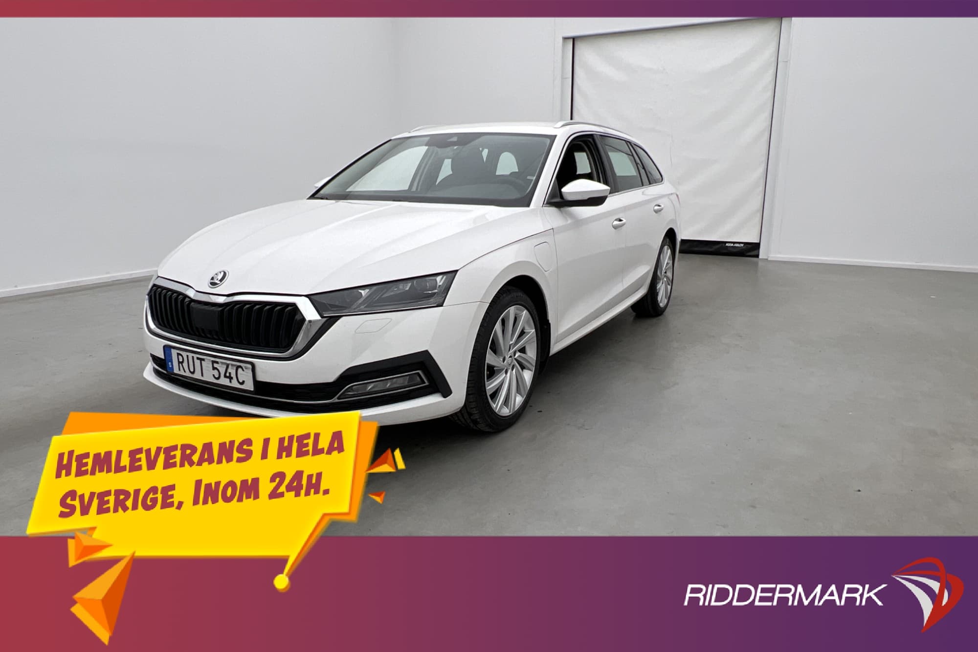 Skoda Octavia iV Plug-in Hybrid 204hk Style Cockpit CarPlay