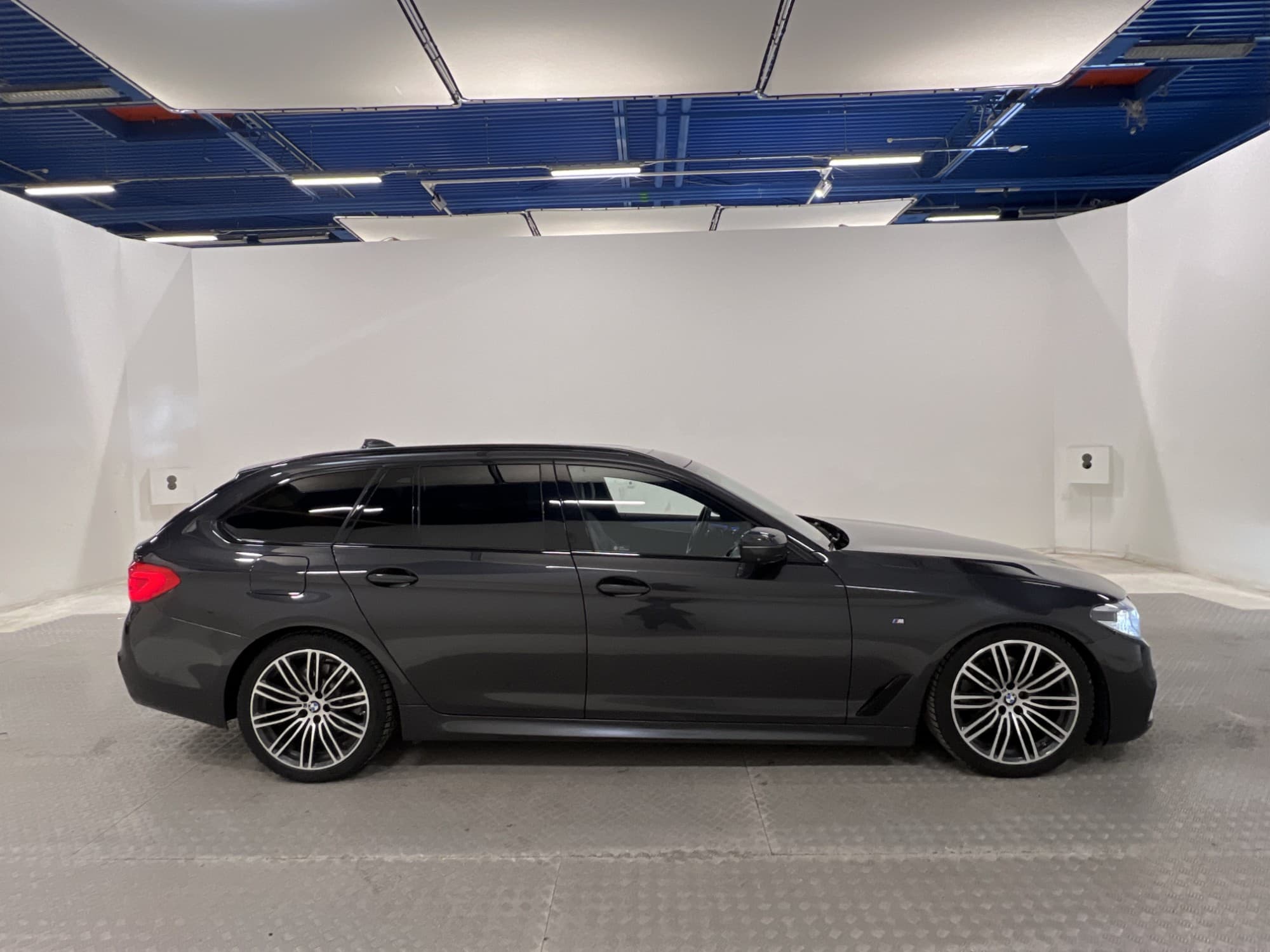 BMW 520d xDrive 190hk