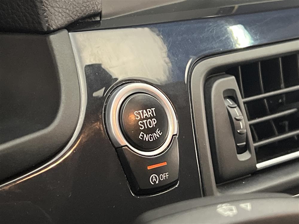 BMW 520d EfficientDynamics, 184hk B-Kam H-skinn HiFi Draginteriör