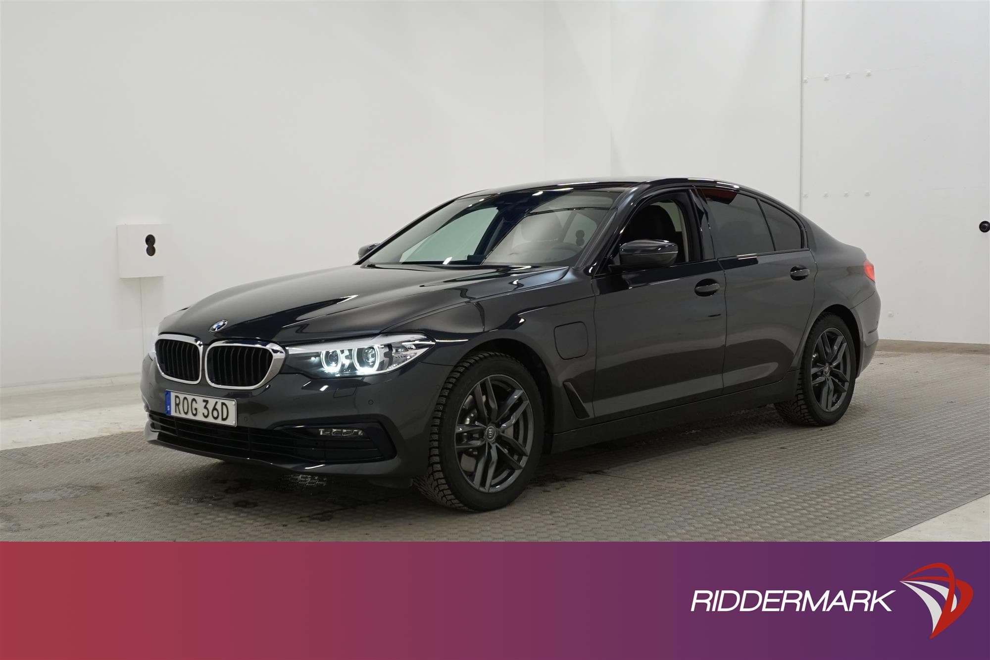 BMW 530e iPerformance 252hk
