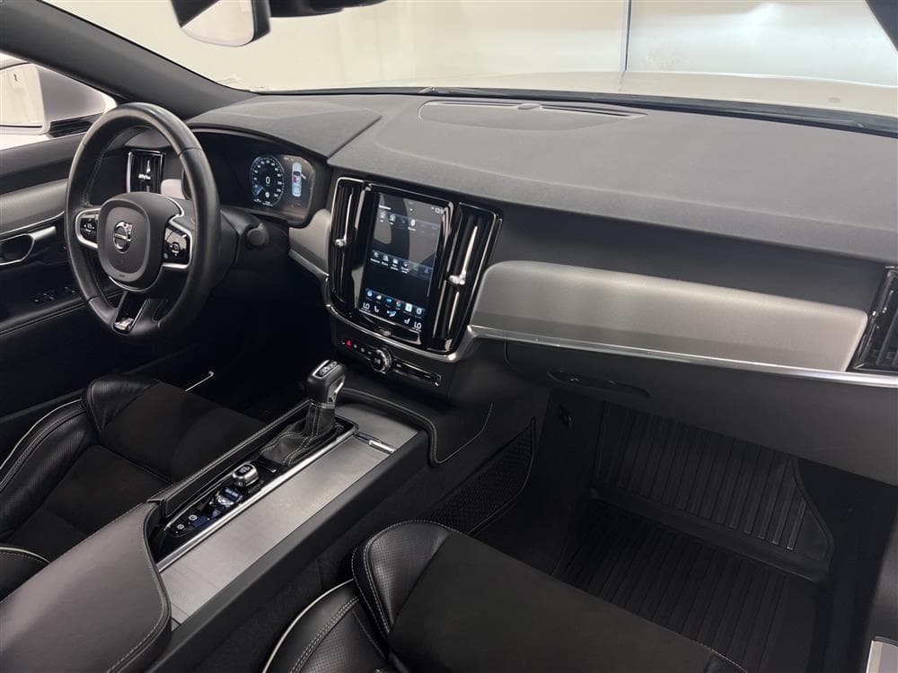 Volvo S90 D4 190hk AWD R-Design T-lucka D-Värm VOC 0,47l/milinteriör