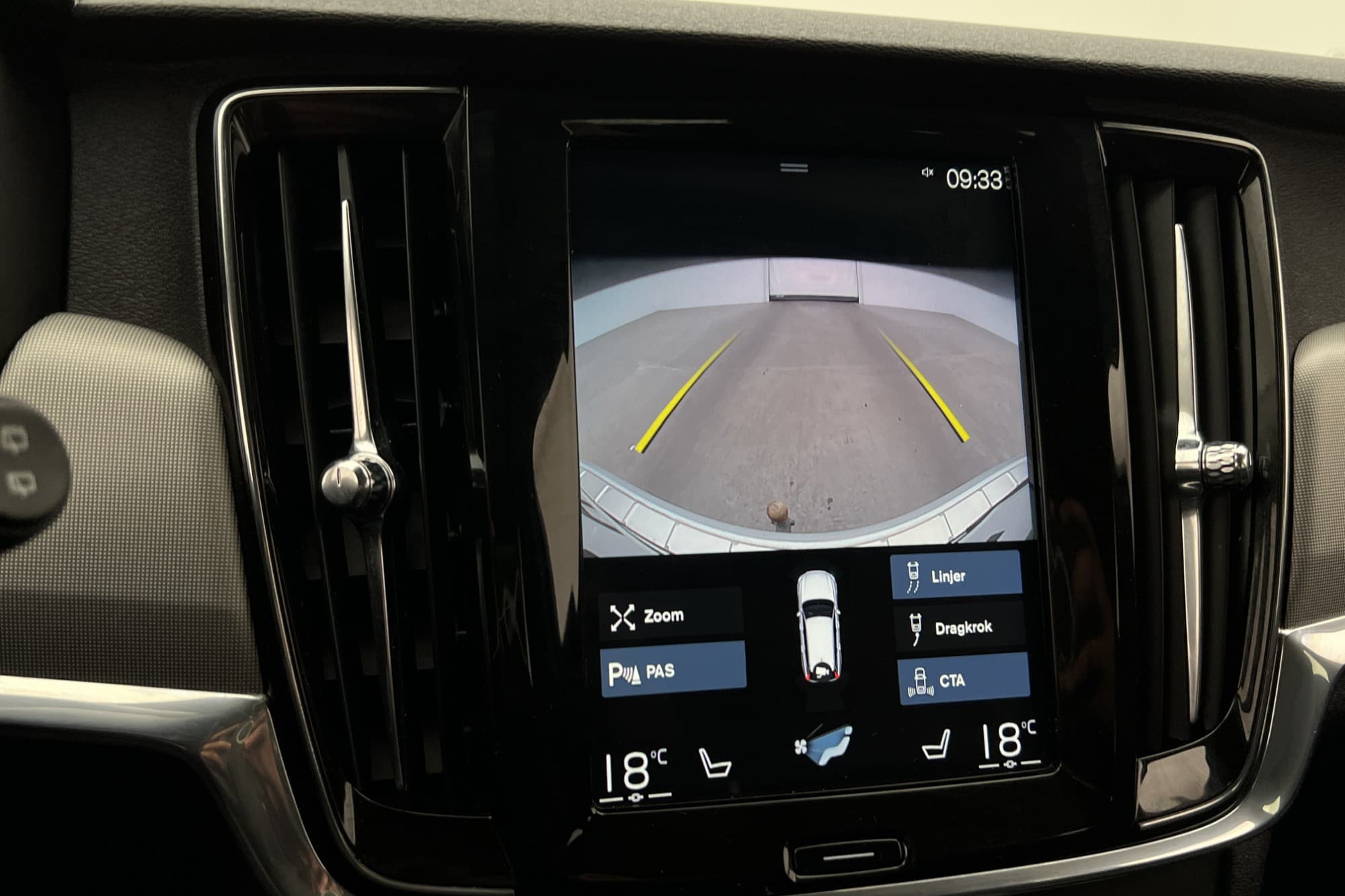 Volvo V90 Cross Country D4 AWD Advanced VOC H/K Kamera Drag