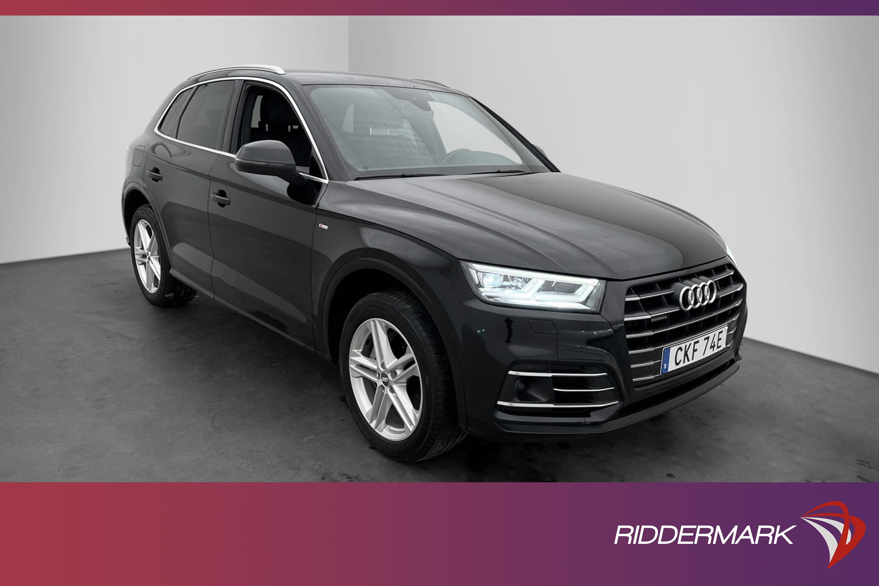 Audi Q5 55 TFSI e Q 367hk MOMS S-Line Drag P-Sensorer