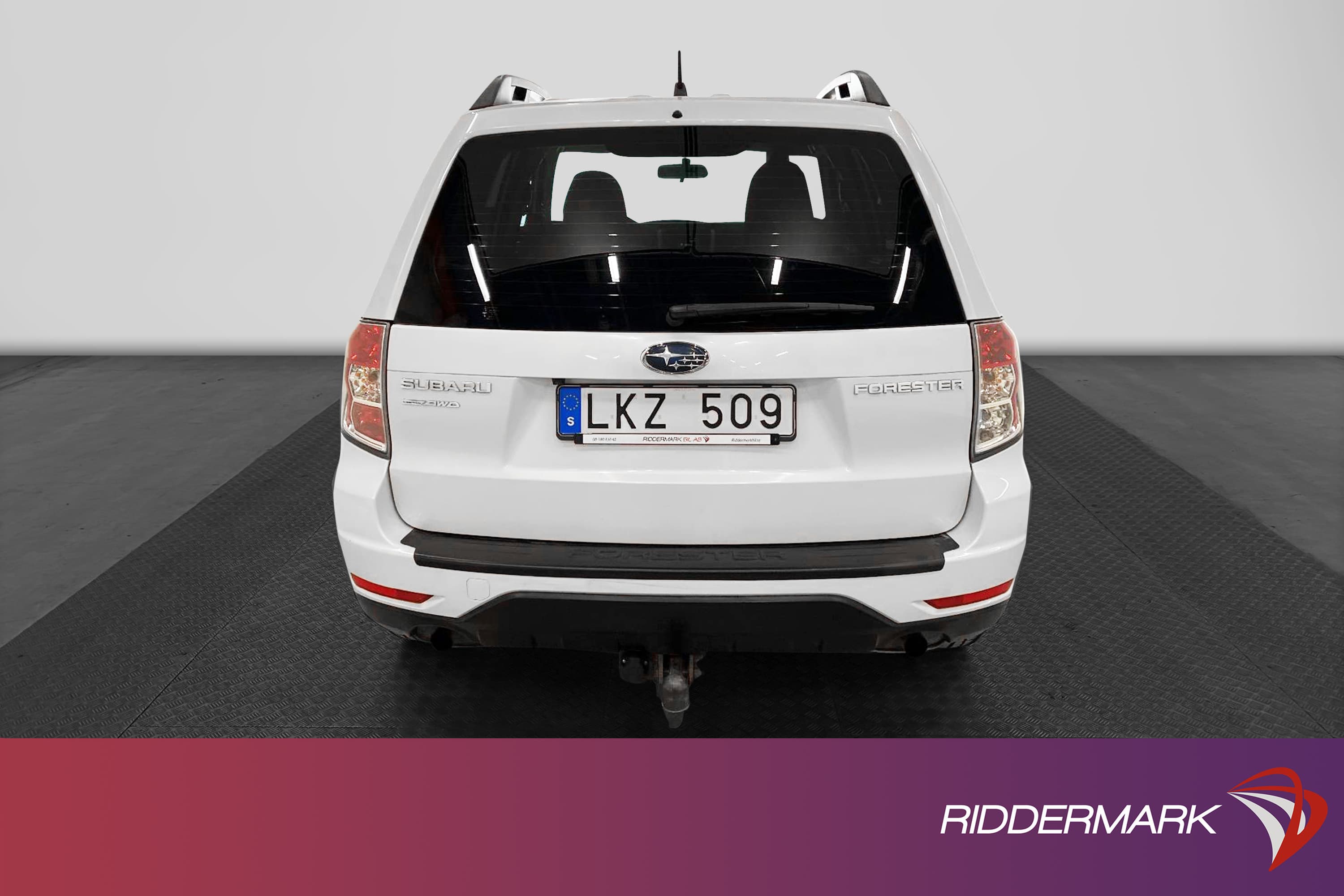 Subaru Forester 2.0 X 150hk 4WD Backkamera Drag Nyservad