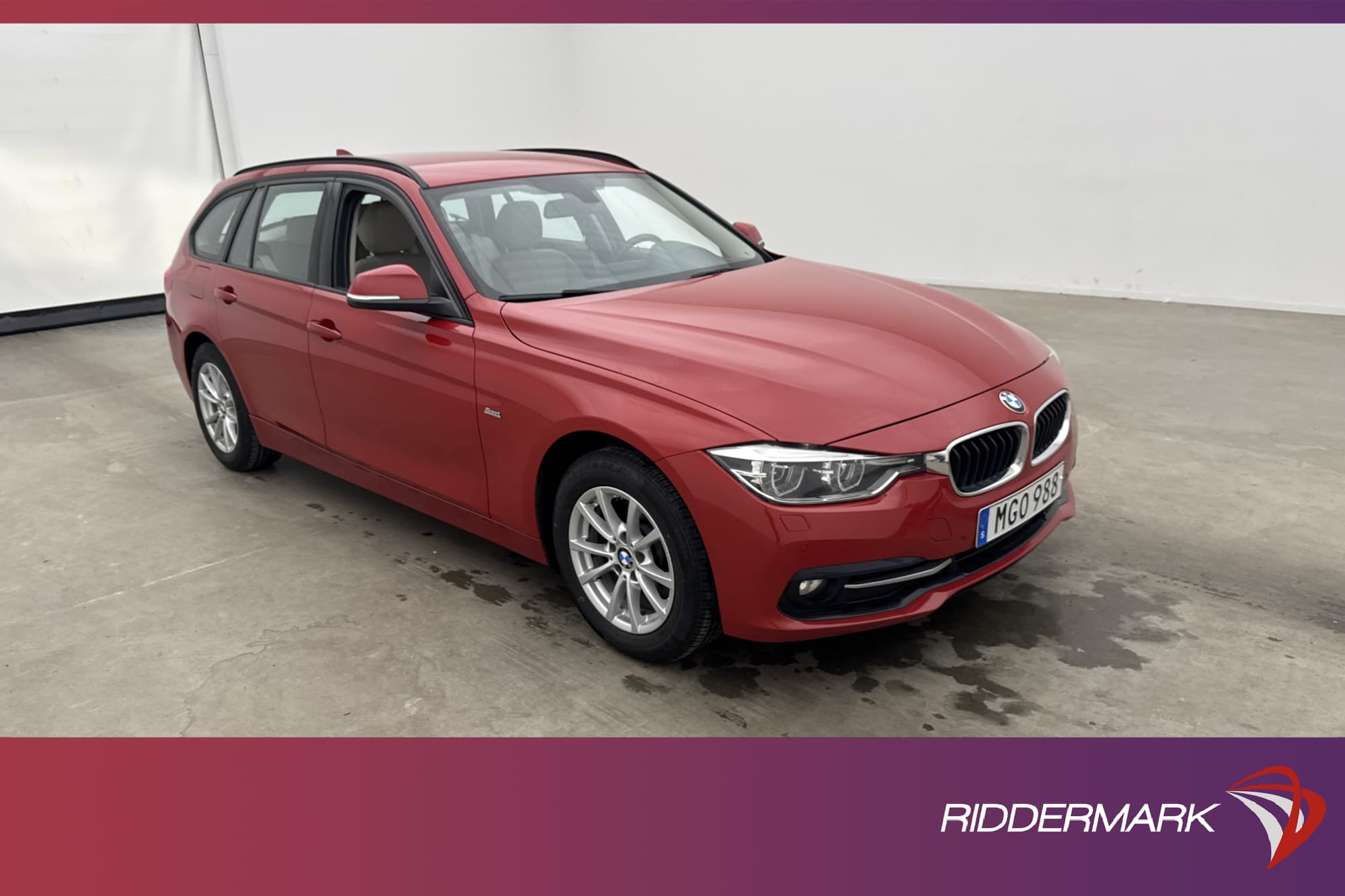 BMW 320 d xDrive Touring Sport line Värmare HiFi Sensorer