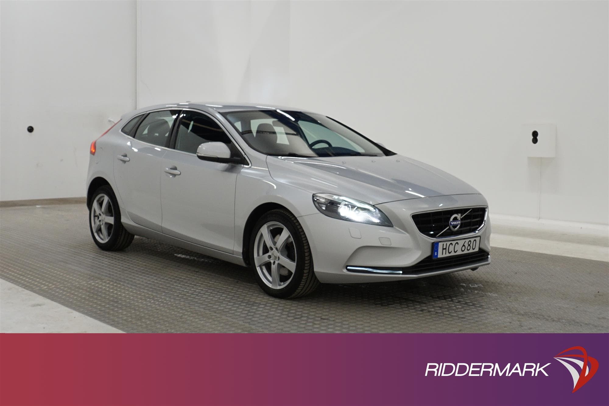 Volvo V40  D2 120hk