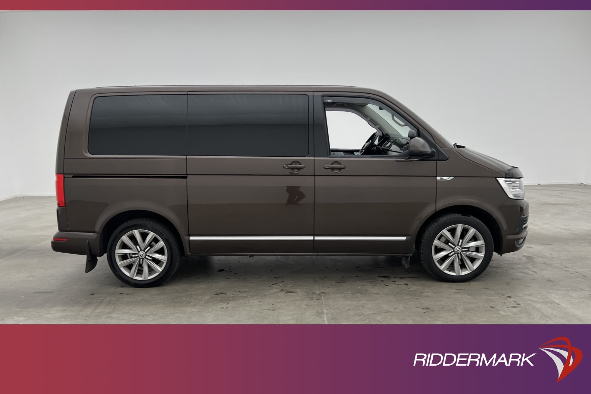Volkswagen Multivan Highline 4M