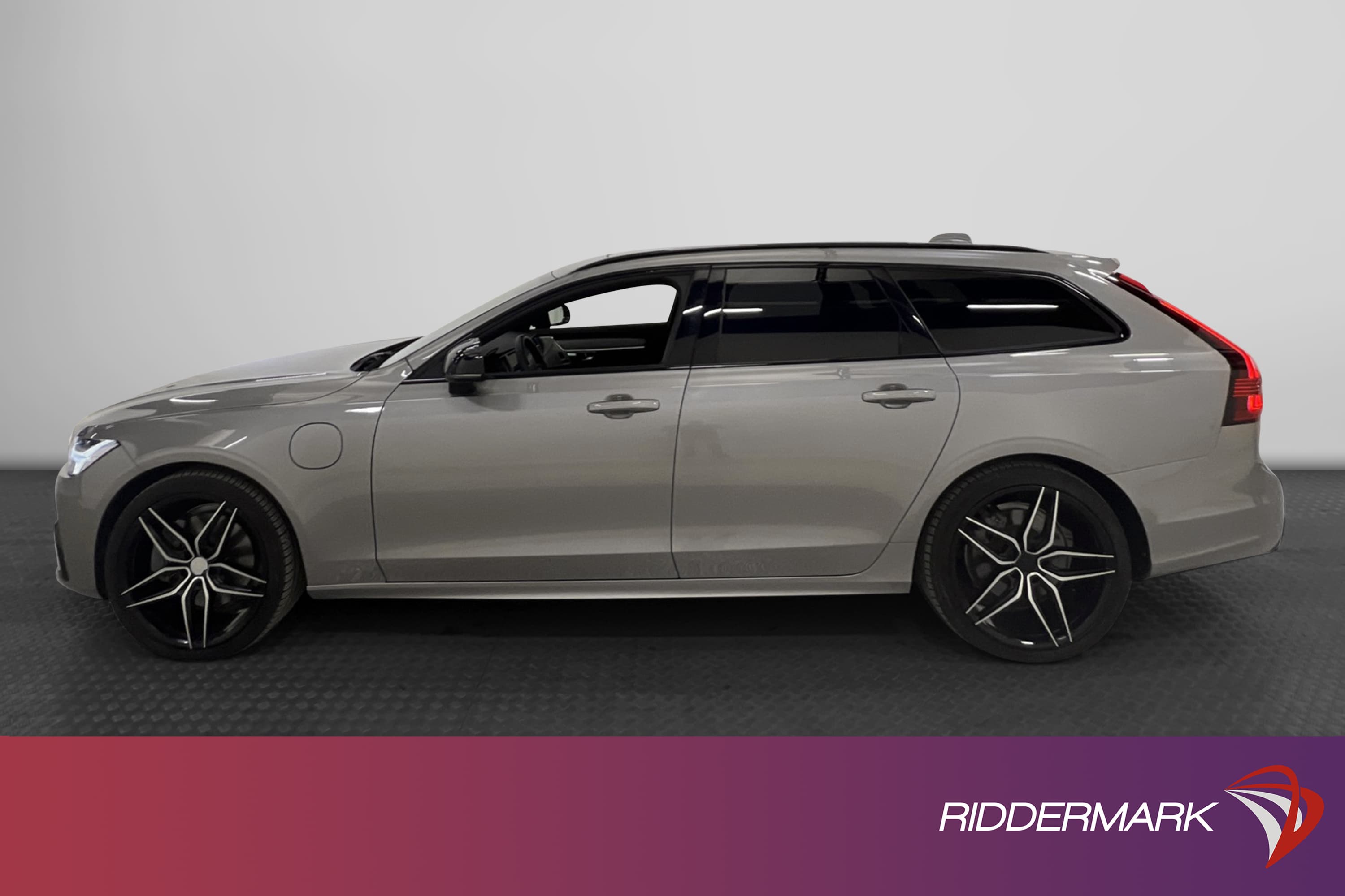 Volvo V90 T6 Recharge TwEn 340hk AWD R-Design