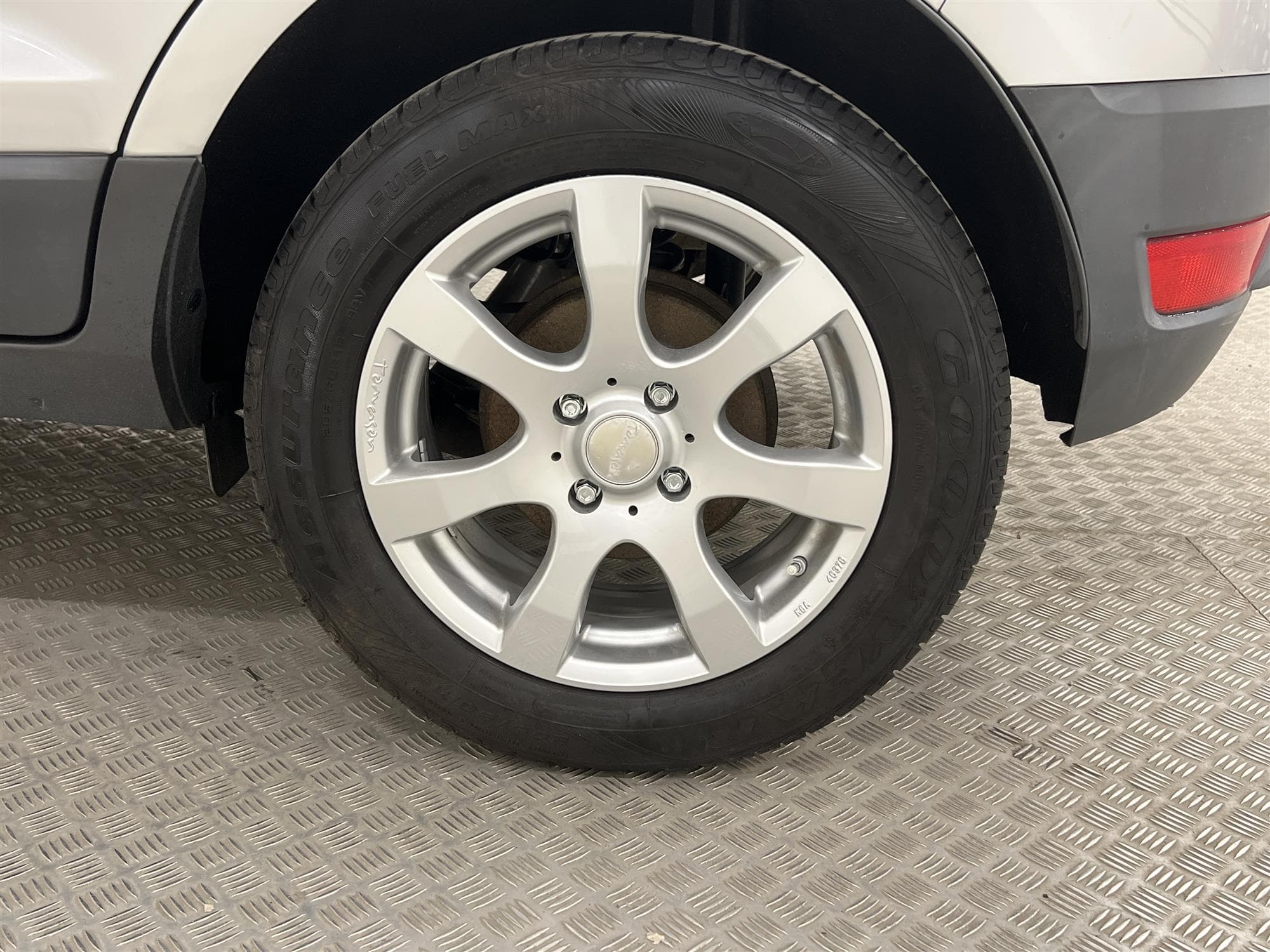 Ford EcoSport 1.0 EcoBoost 125hk 668kr Skatt 0,47L/mil