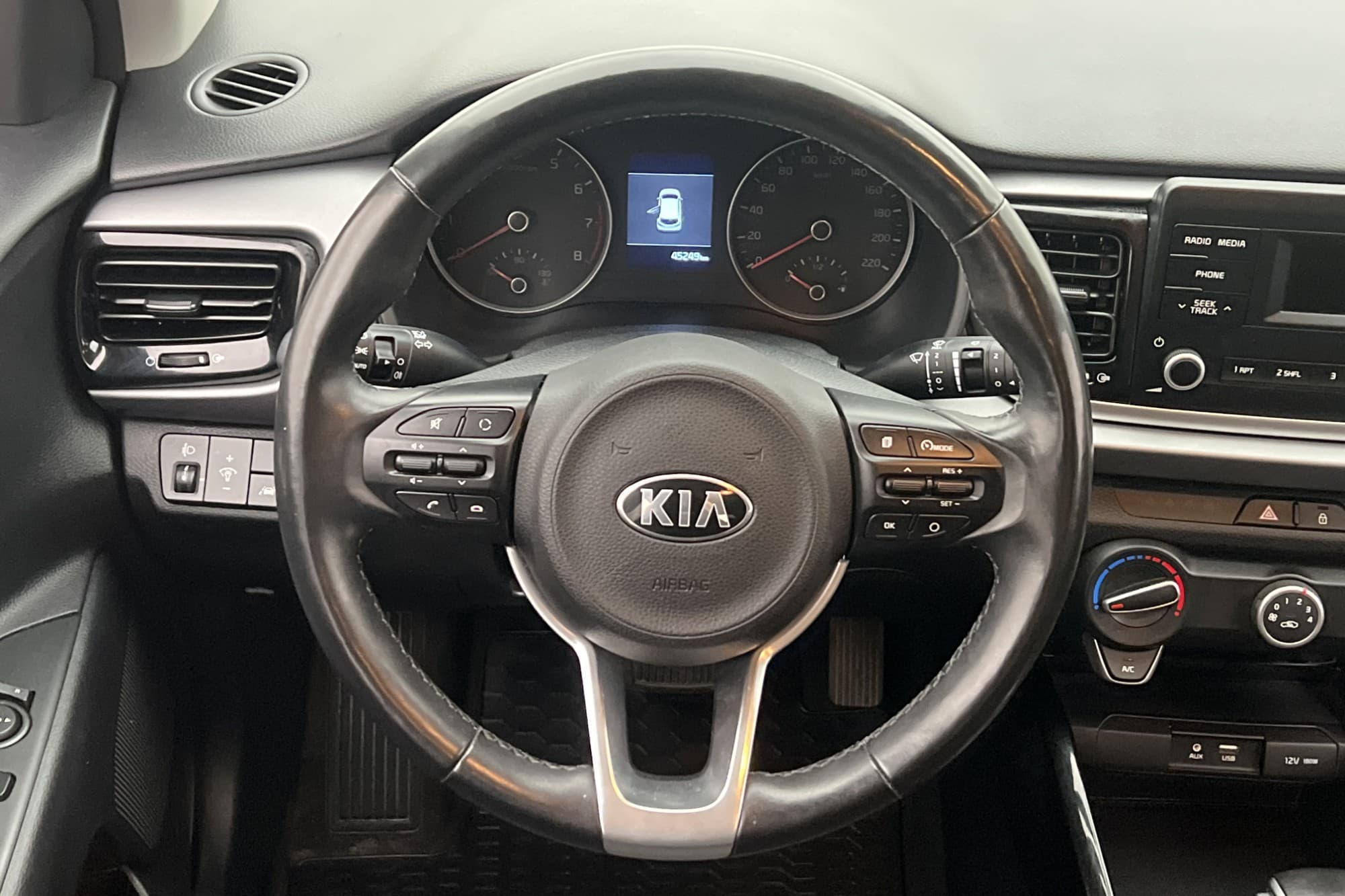 Kia Rio 1.4 99hk En-Brukare P-Sensorer Rattvärme Farthållare
